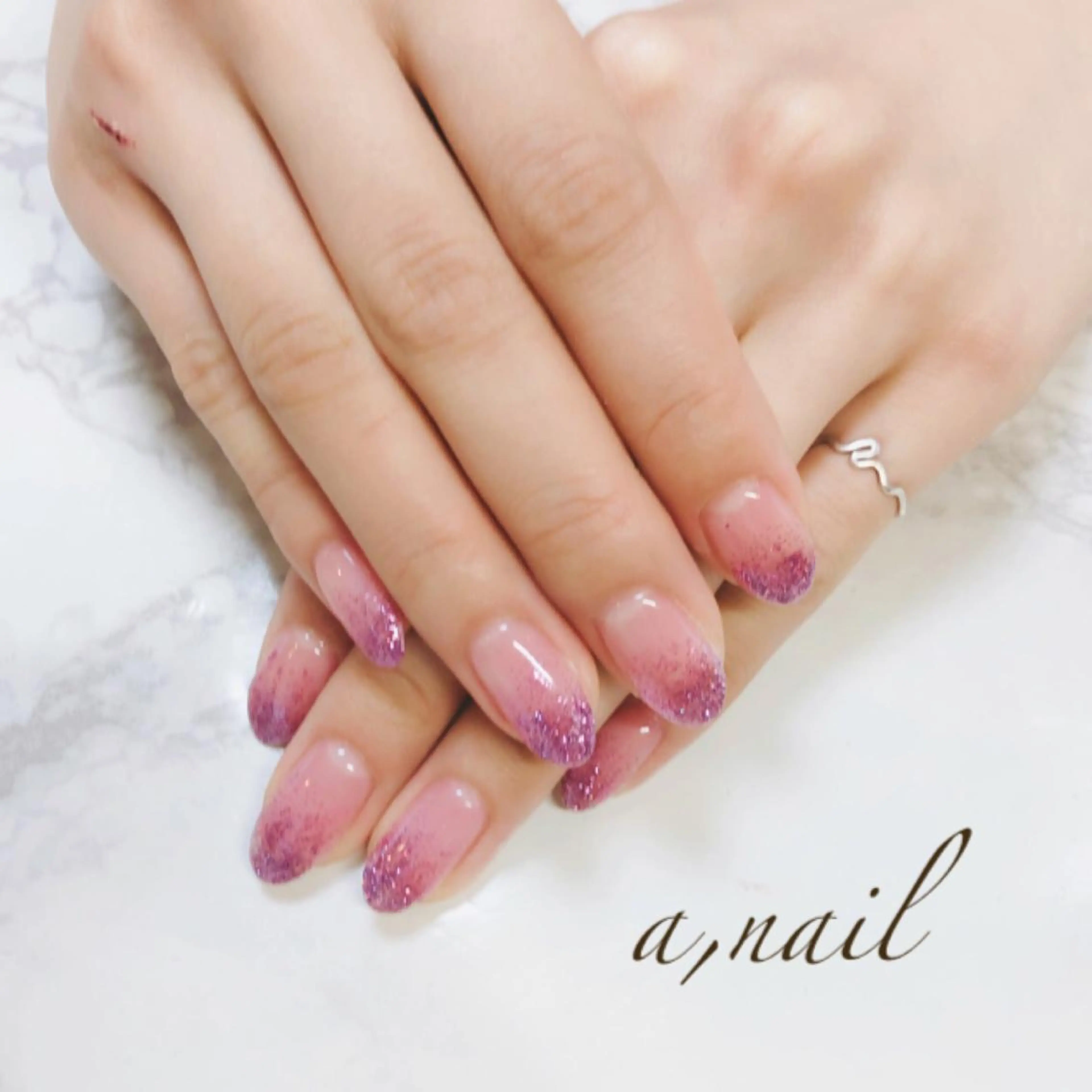 ネイル フットネイル ジェルネイル グラデーション オフィスネイル ワンカラーネイル ハンドネイル ネイルサロン エーネイルのネイルデザイン