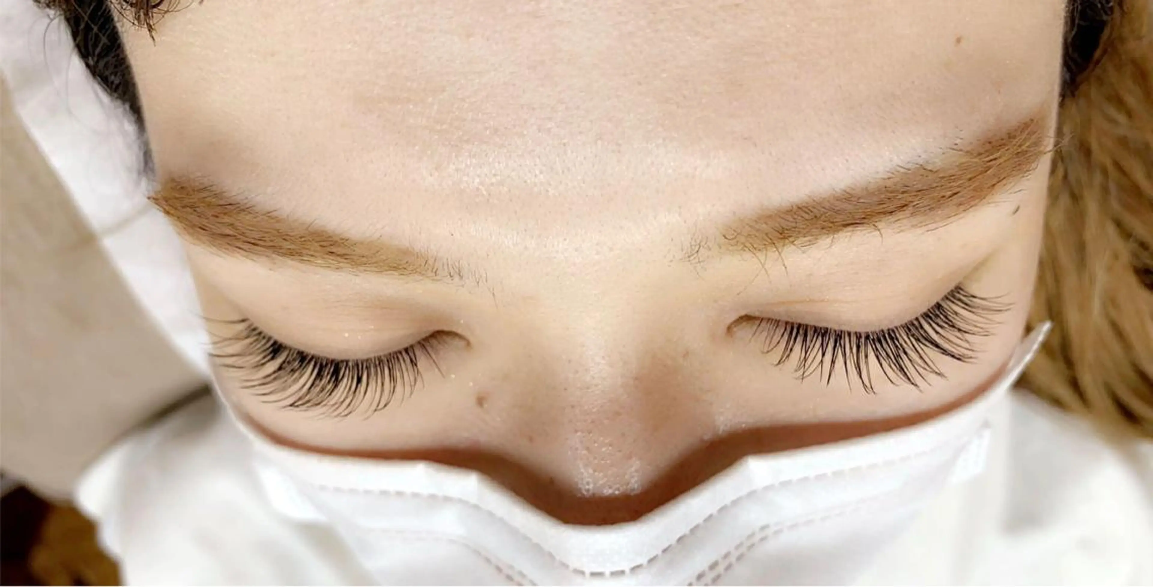 マツエク・マツパ フラットラッシュ ナチュラル セーブル kiiro所属・khaki eyelashの眉毛・アイブロウイメージ