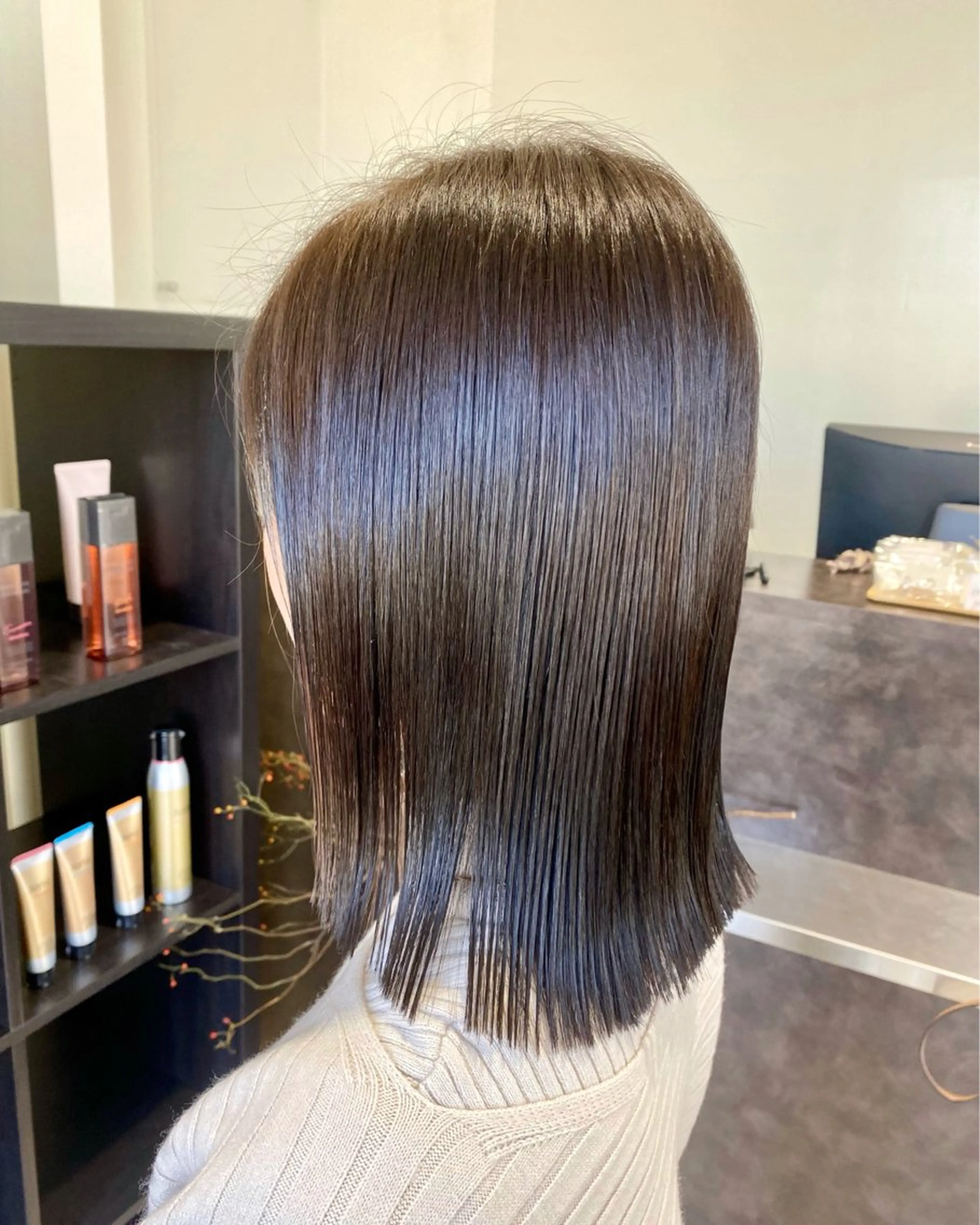 セミロング カラー 太田 未来のヘアスタイル