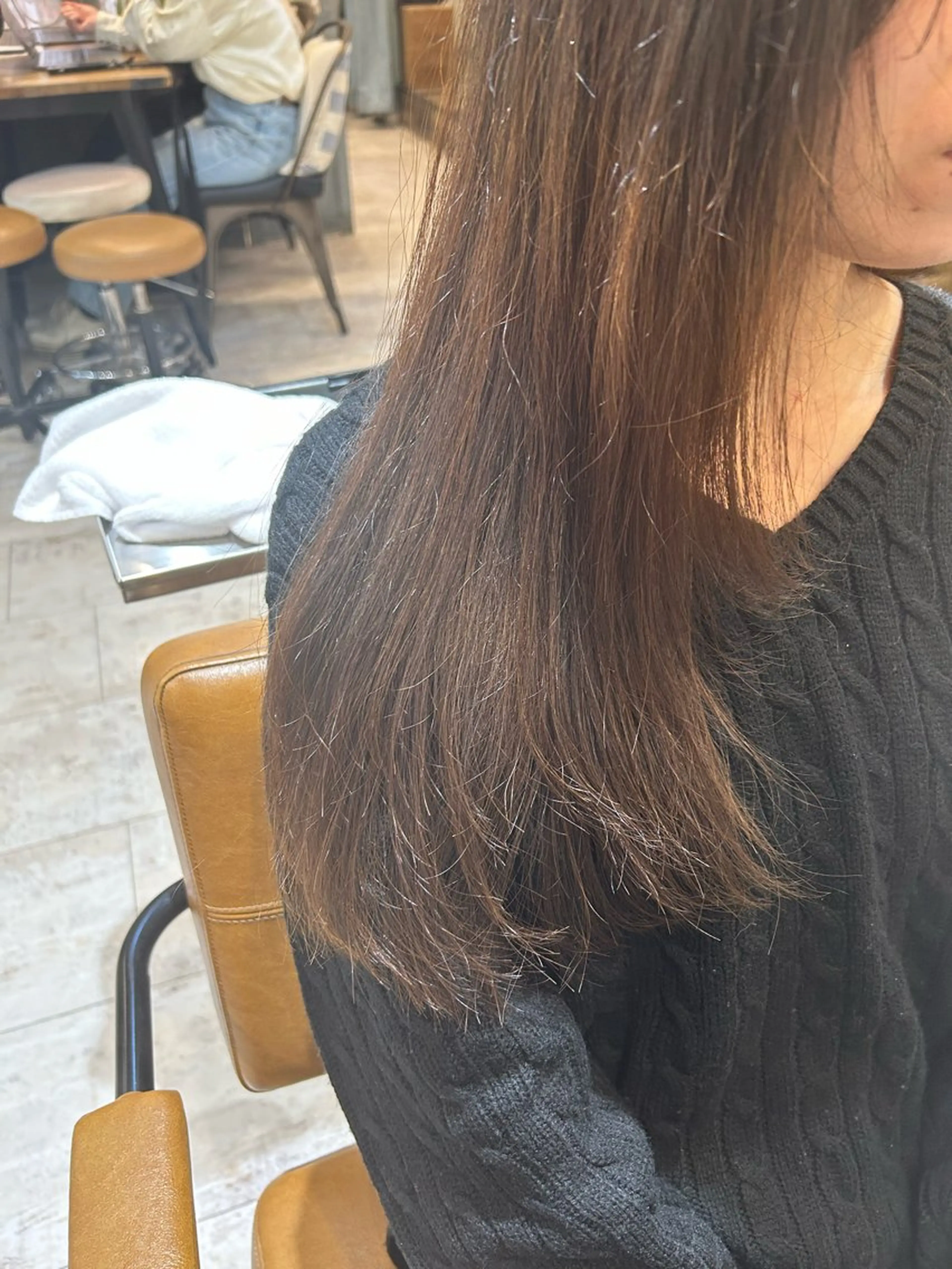 ロング レイヤーカット OfHAIR自由が丘WEST店所属・🪐ほそだ ひとみ🪐のマツエク・マツパデザイン