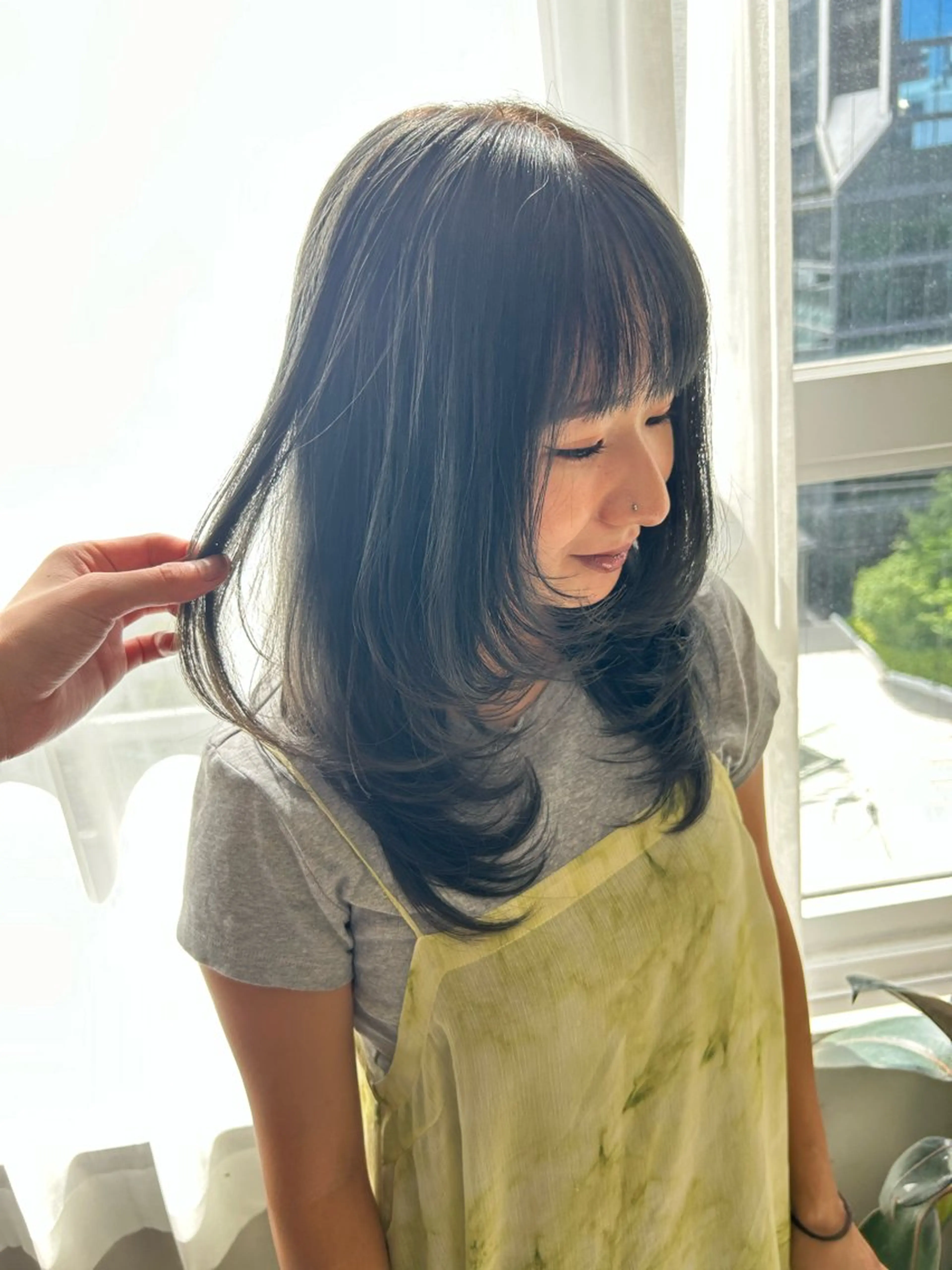 セミロング 寺下 璃桜のヘアスタイル