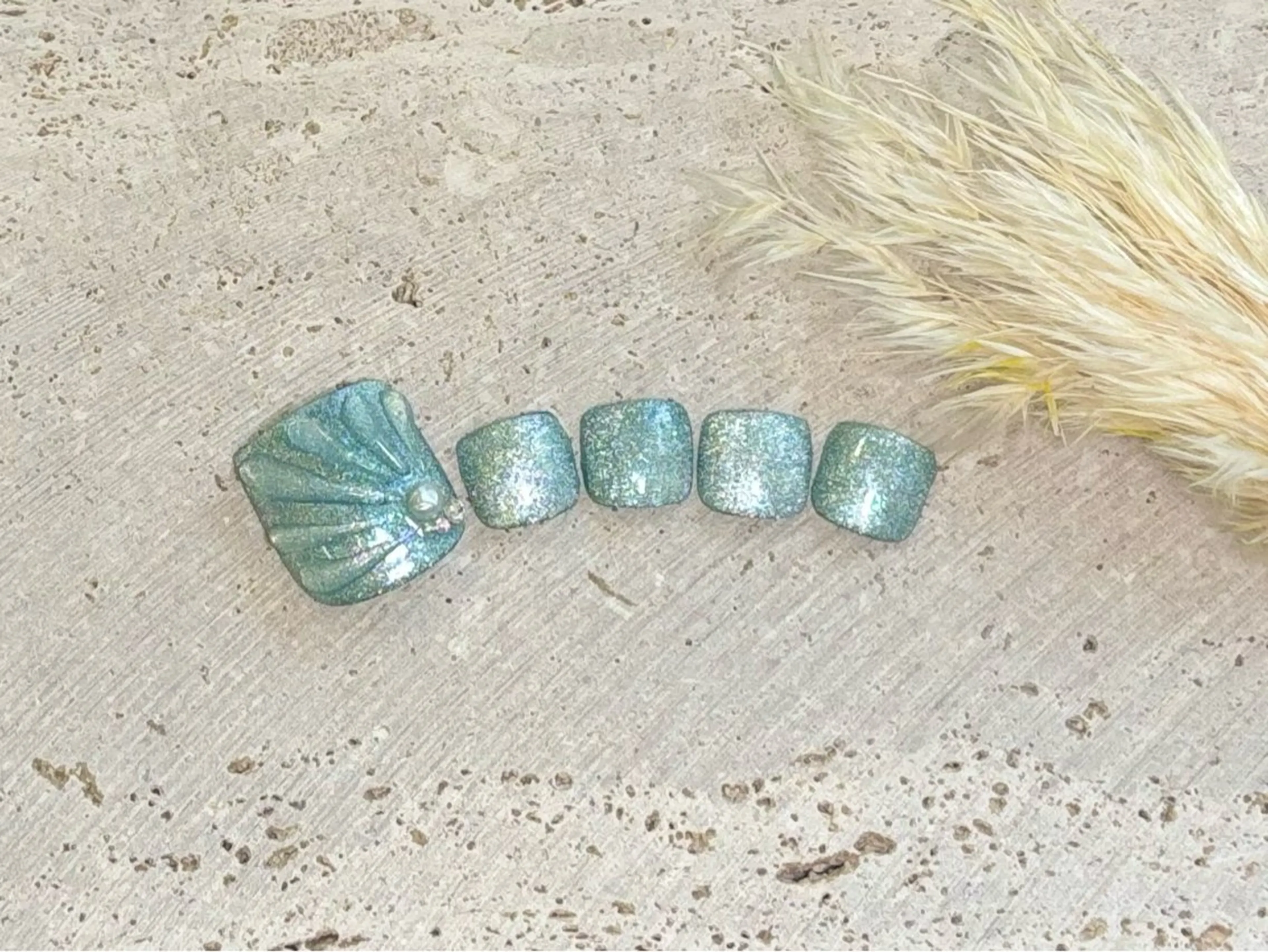 ネイル フットネイル 秋山 香穂のネイルデザイン