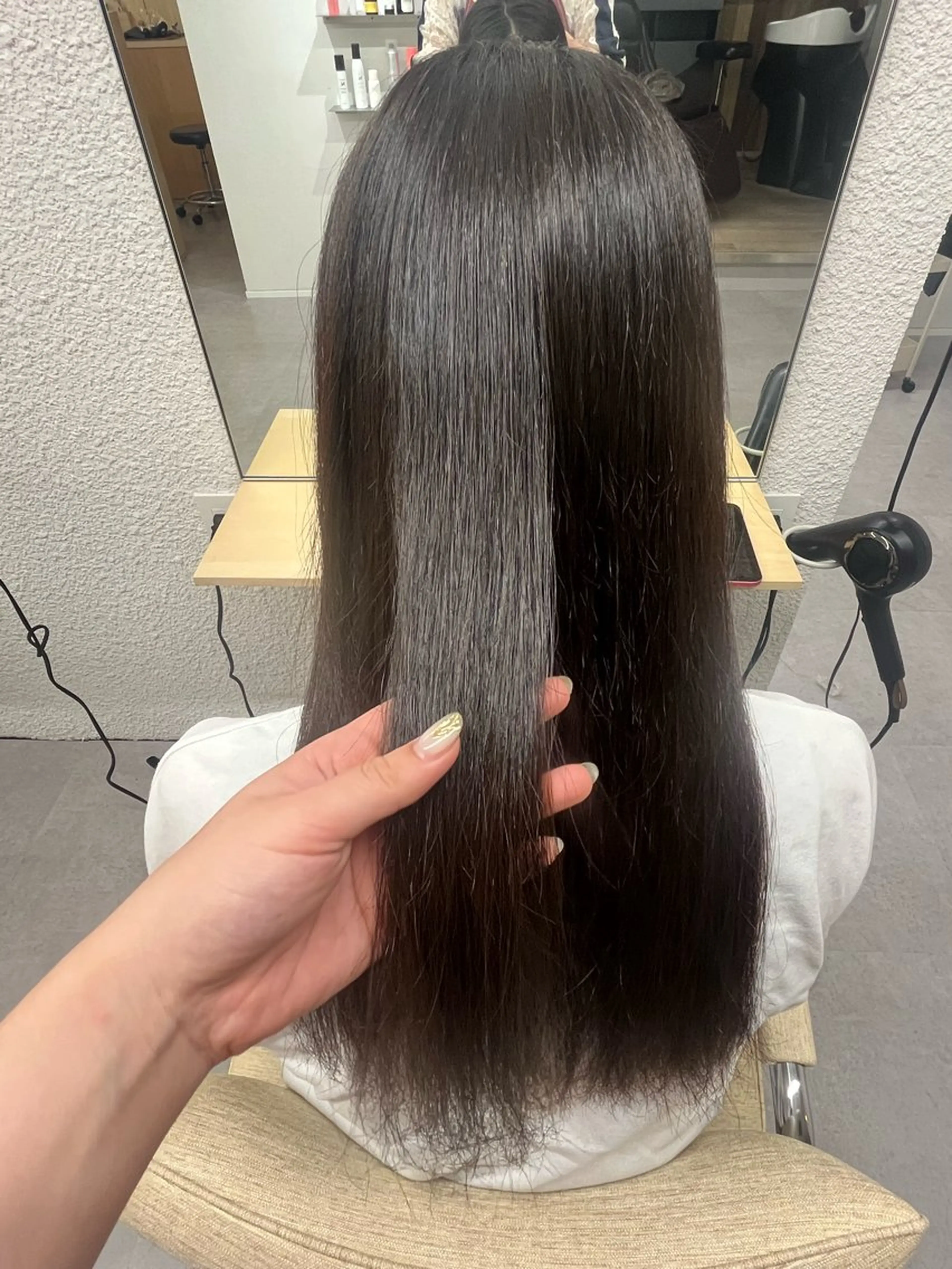 縮毛矯正 ひな‪‪︎/暖色 柔color🫧のヘアスタイル