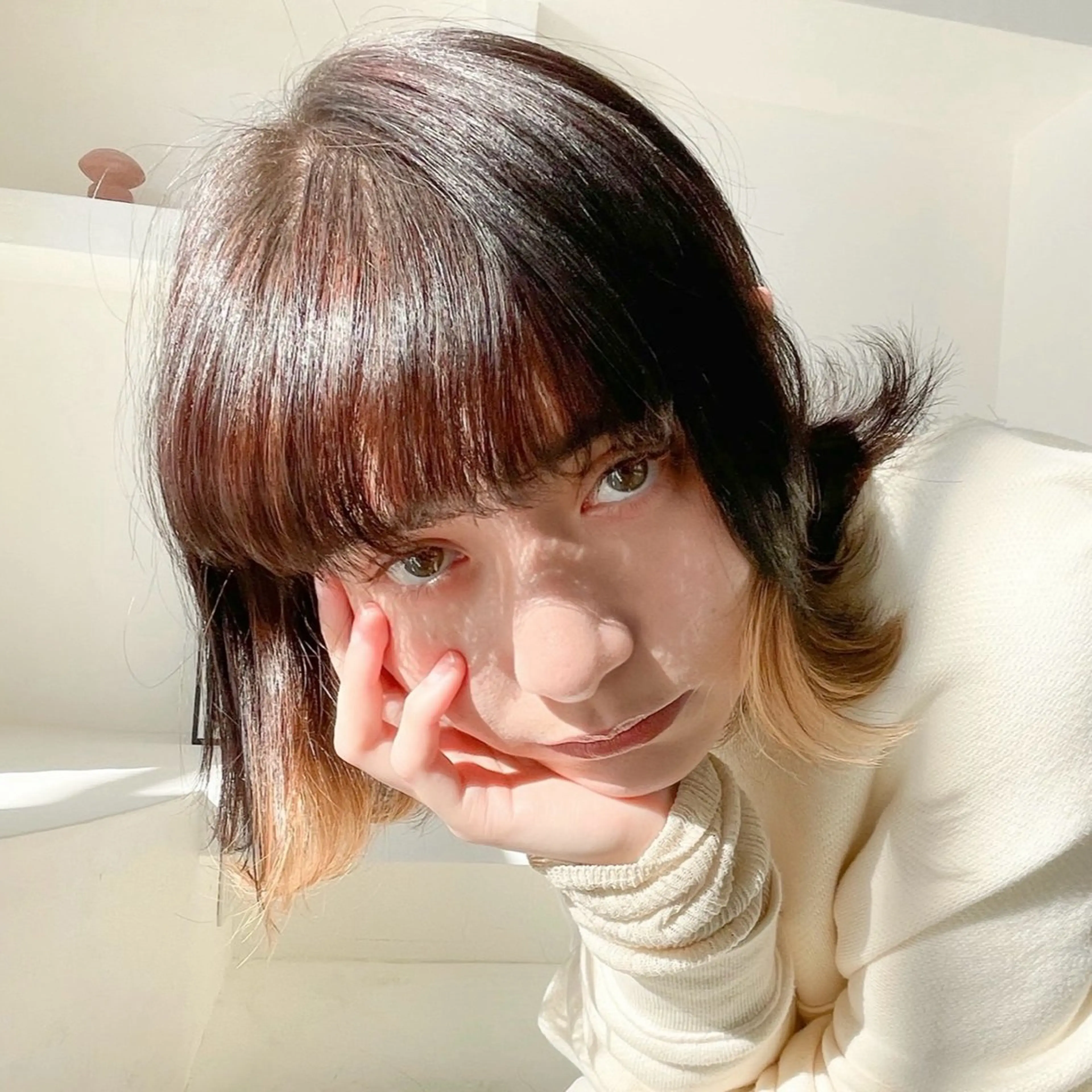 ショート カラー ショートボブ ブリーチ ダブルカラー インナーカラー ボブ カット ヘアカラー トリートメント Attrait .のヘアスタイル