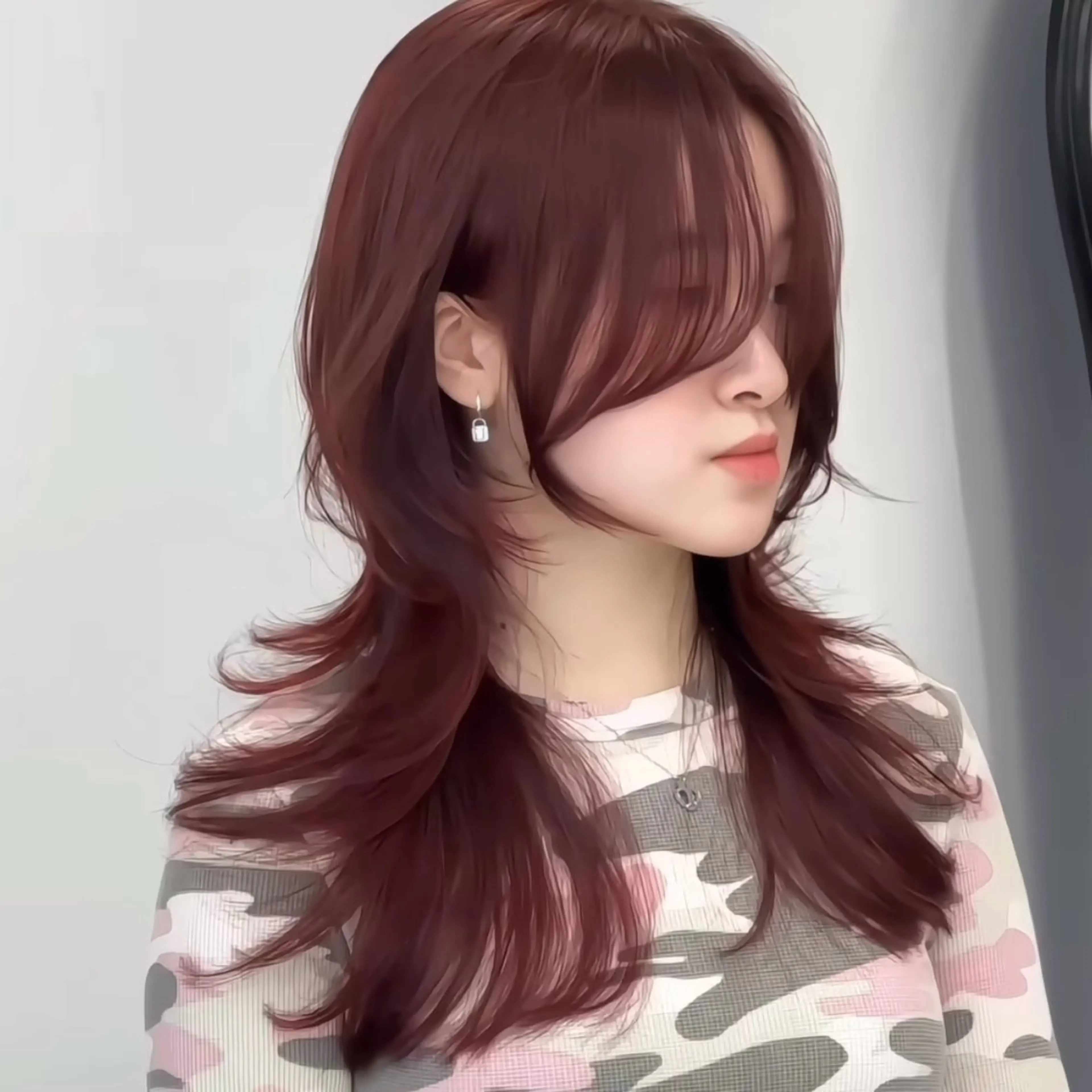 ミディアム SHIN レイヤー‪‪カットのヘアスタイル