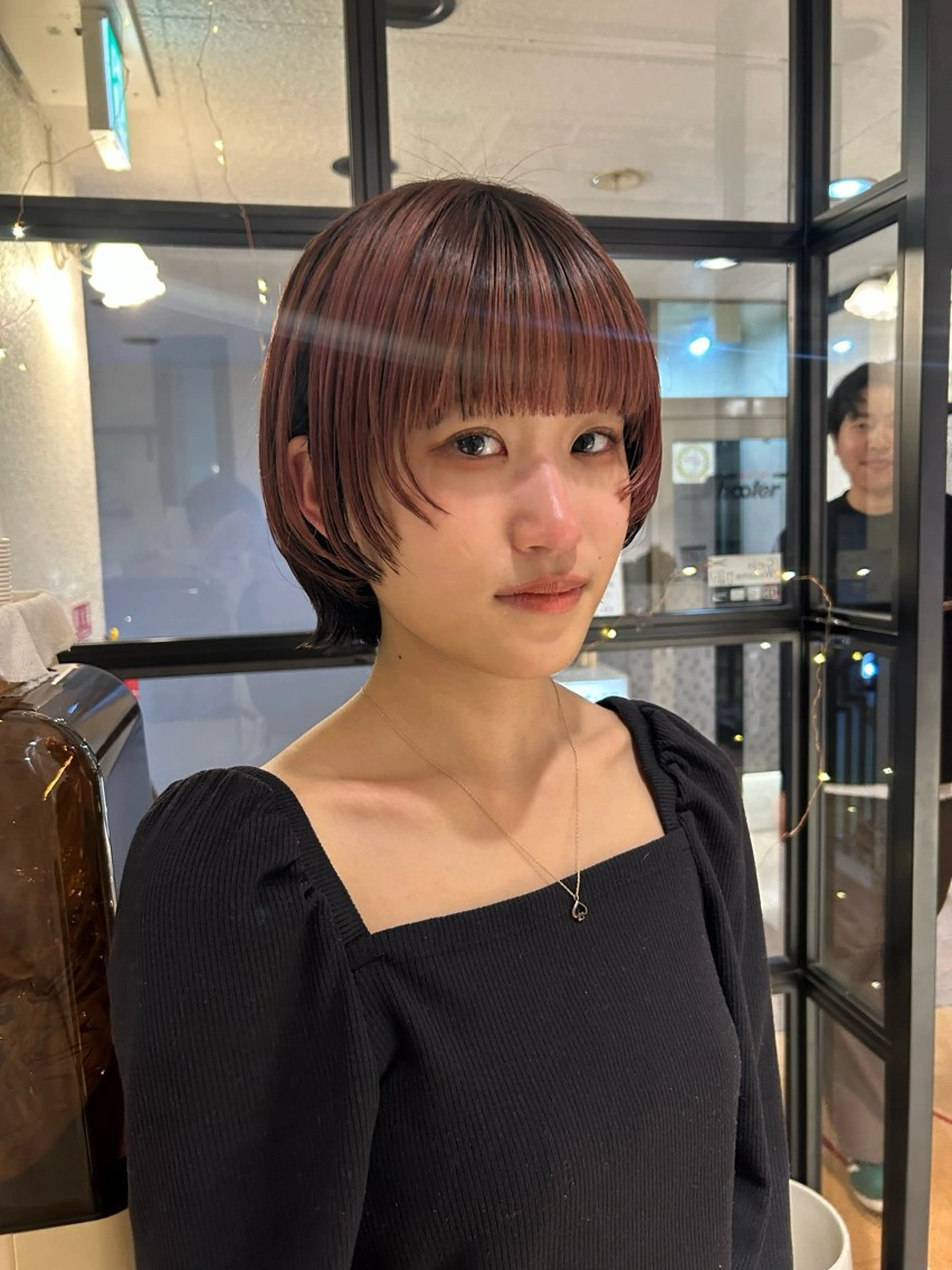 ショート カラー 顔周りカット ショートヘア Riches by ENVY 西宮北口【リシェス バイ エンヴィー】所属・カラーリスト IKUHOのヘアスタイル