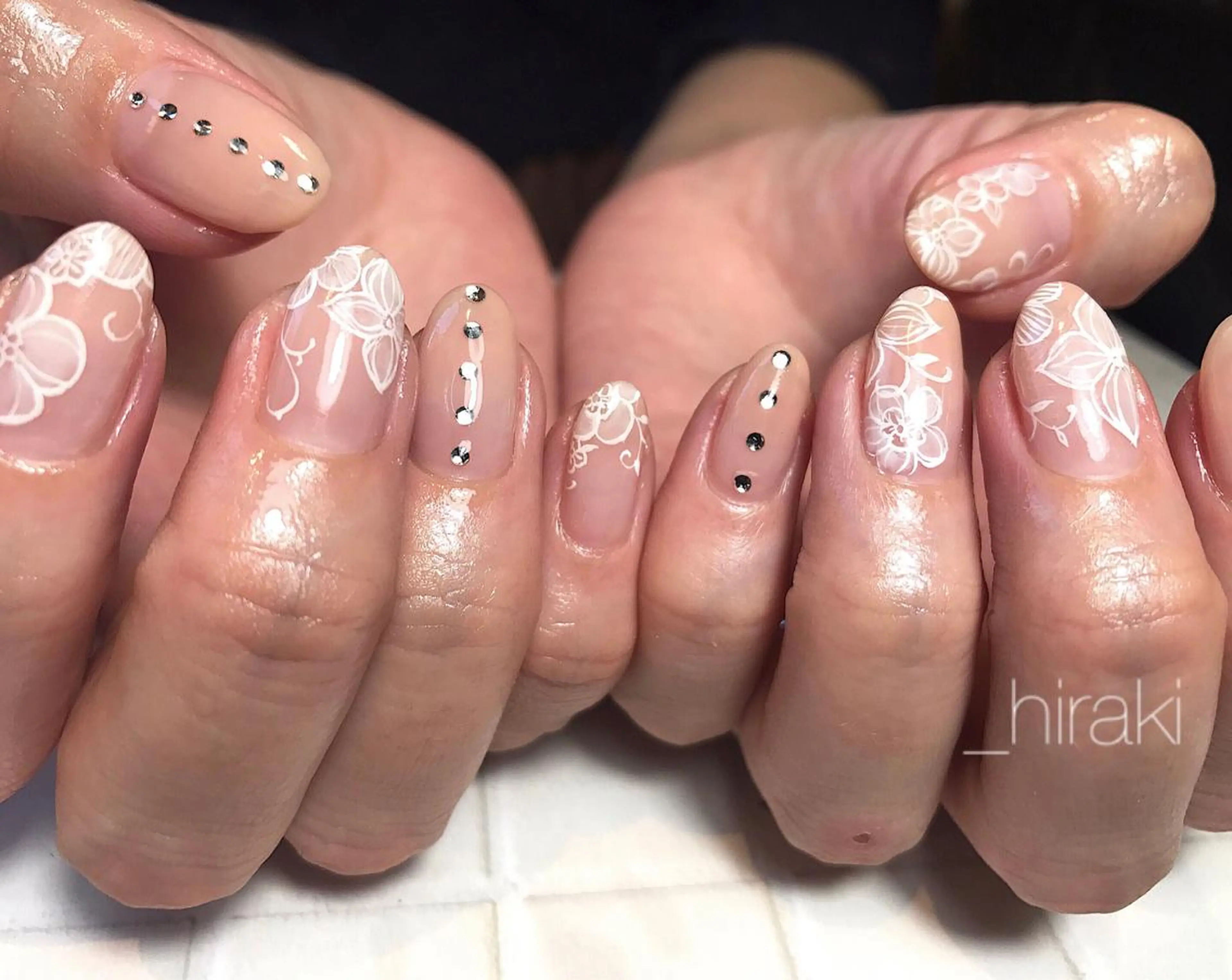 ネイル nail atelier AMBER所属・saori .の眉毛・アイブロウイメージ