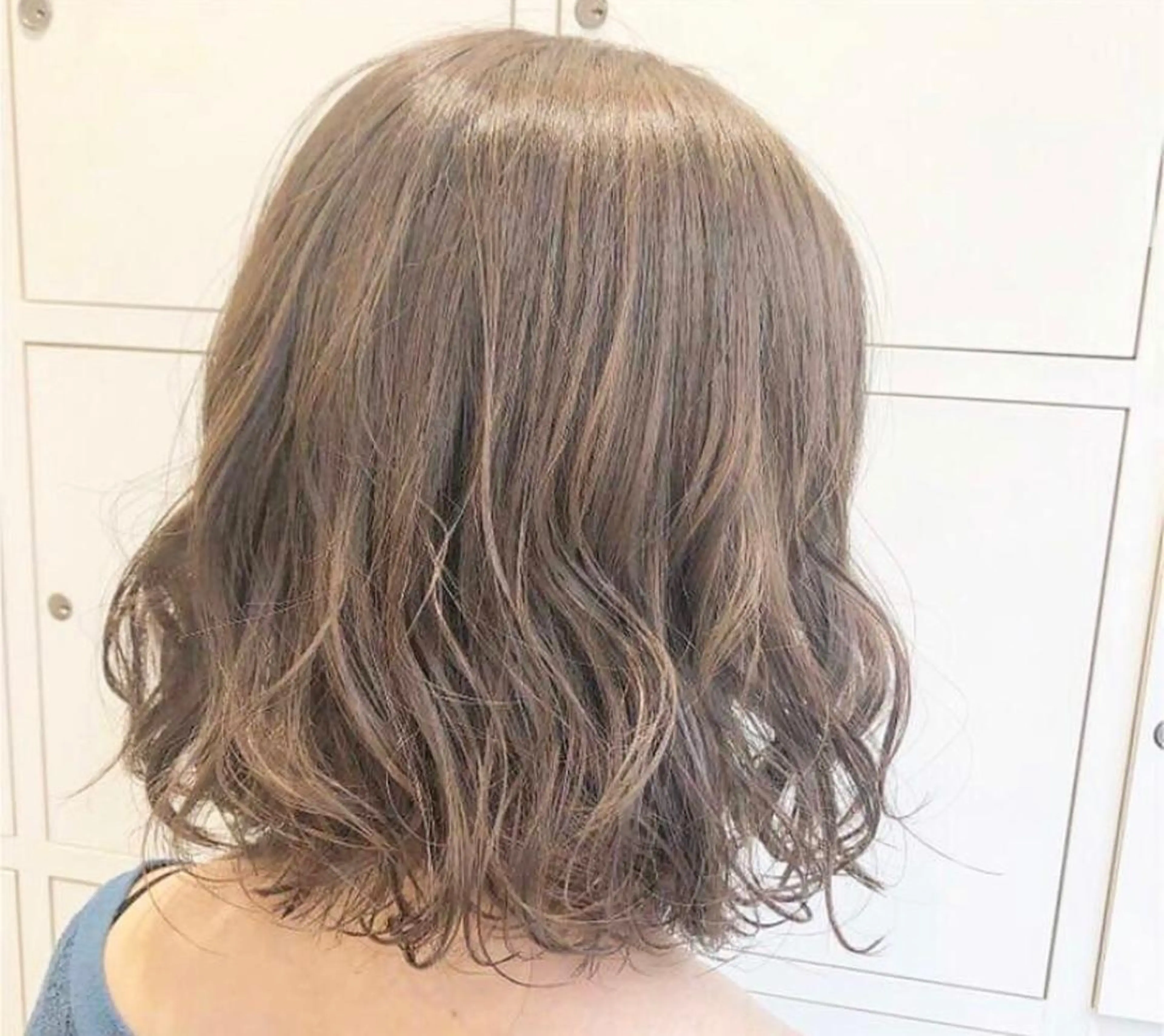 ミディアム 🦋ミルクティーベー ジュ🦋mayukiのヘアスタイル
