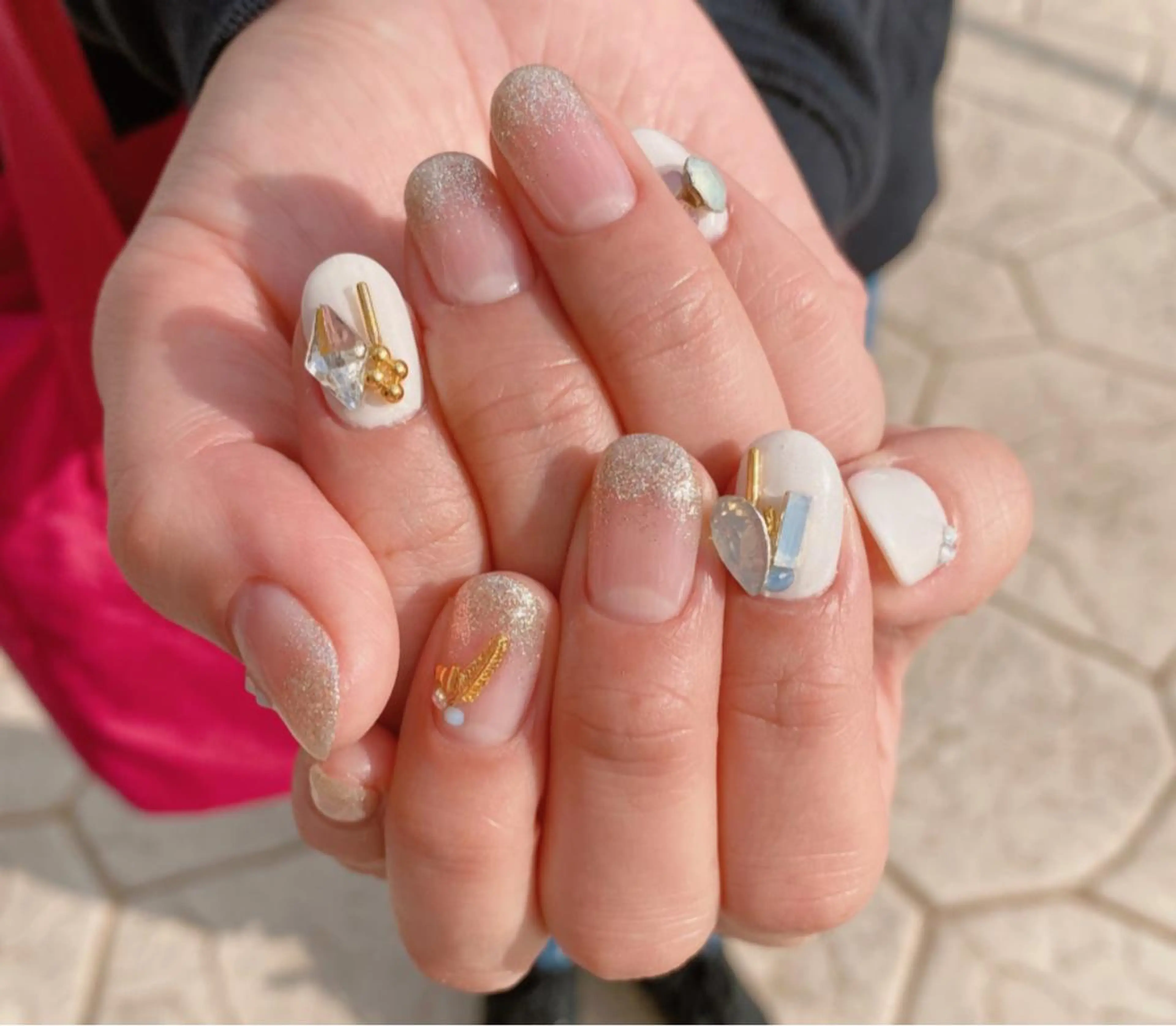 ネイル ラメ(グリッター) ストーンネイル ハンドネイル ハンドケア u sのネイルデザイン