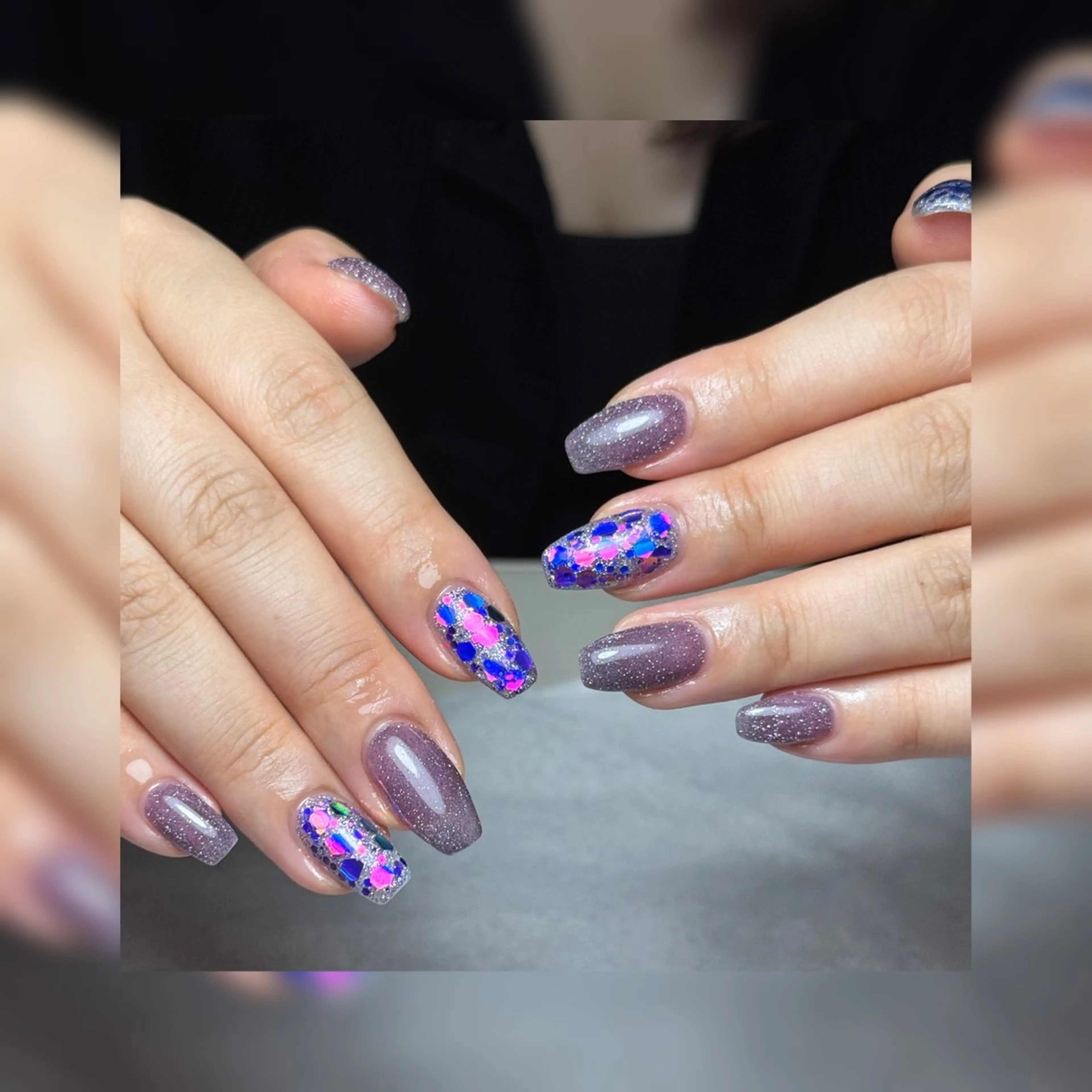 ネイル ハンドネイル フットネイル ハンドケア AngelChris ビューティーサロンのネイルデザイン