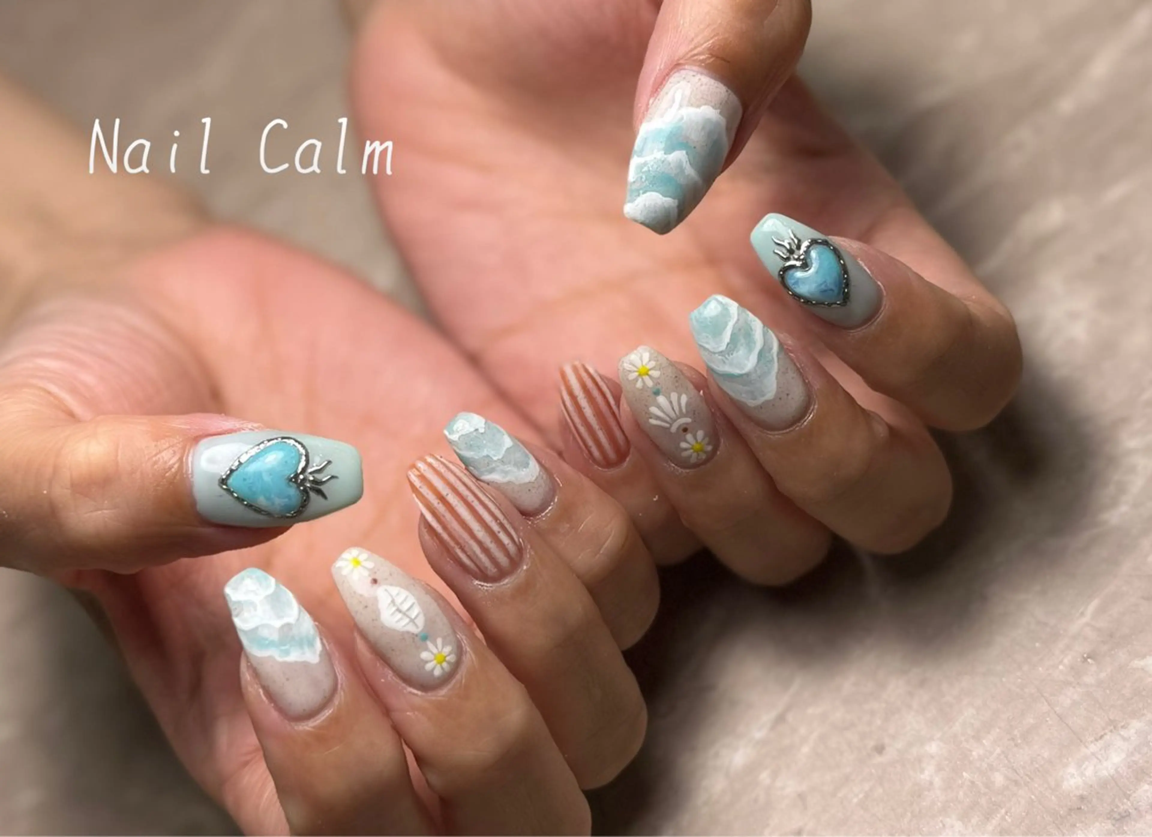 ネイル 夏ネイル ハンドネイル Nail Calm所属・プライベートサロン Calmのネイルデザイン