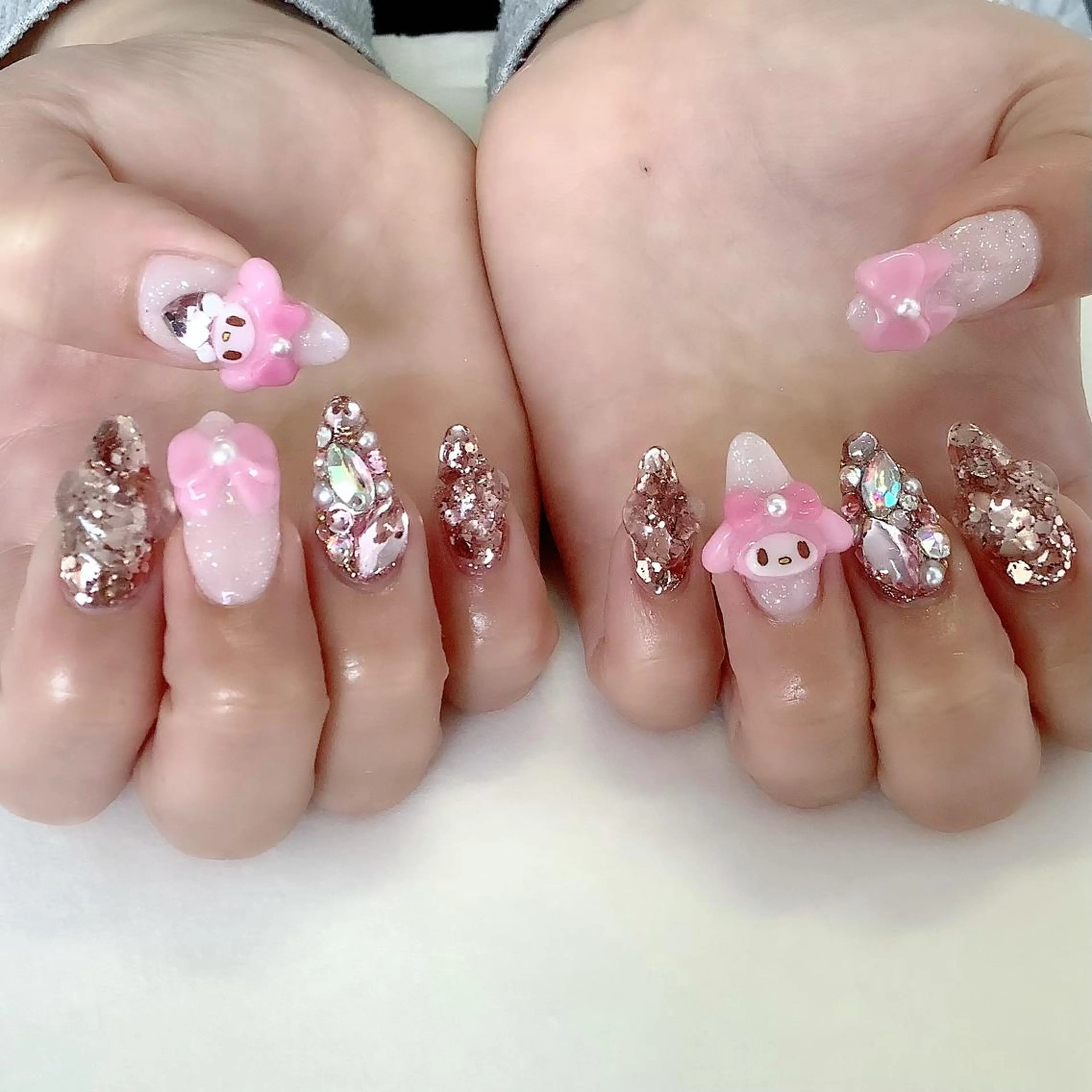 ネイル ハンドネイル 💎🐰 saki. m 🐰💎のネイルデザイン