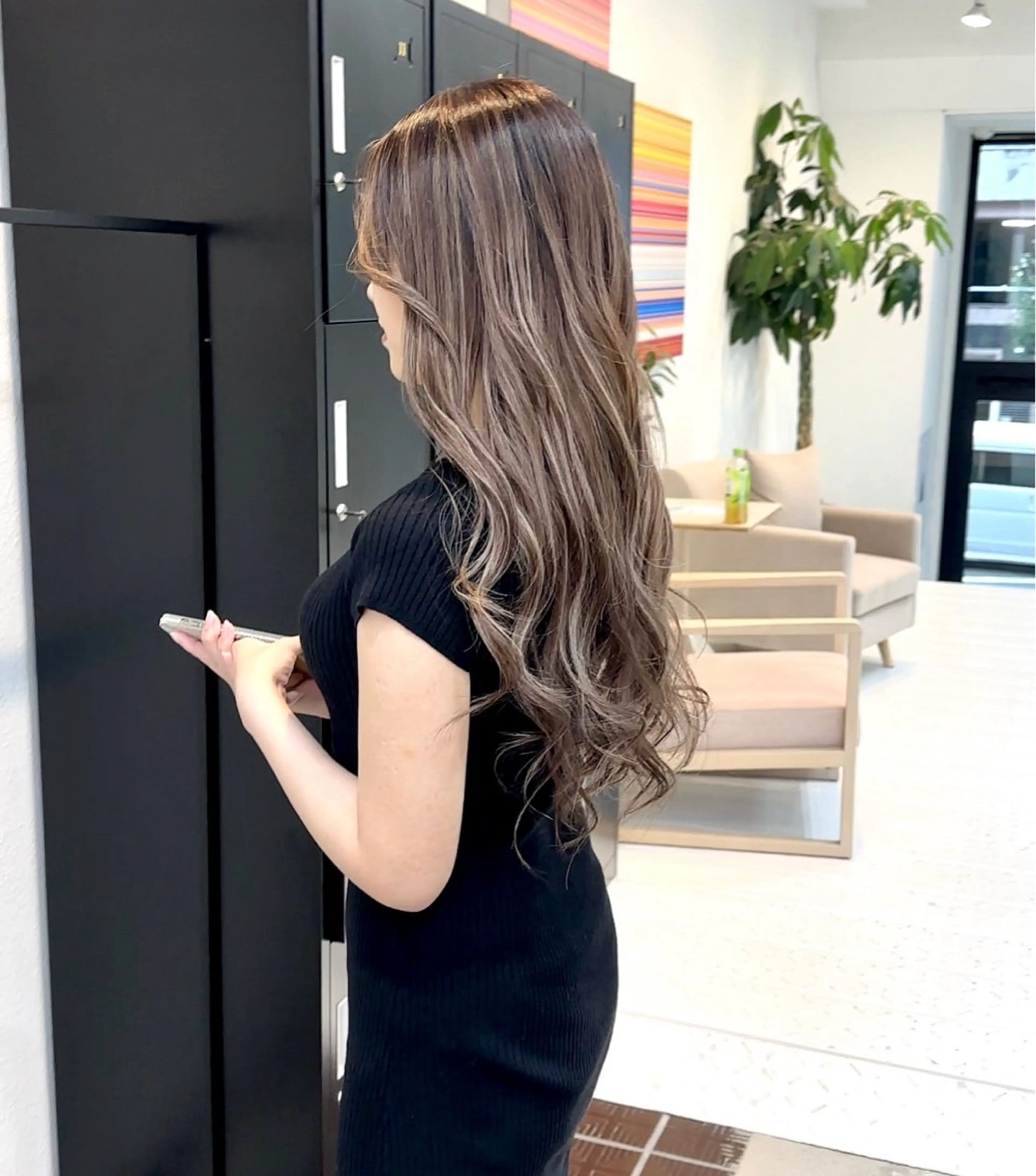 ロング カラー etore 矢場町 南沙希のヘアスタイル