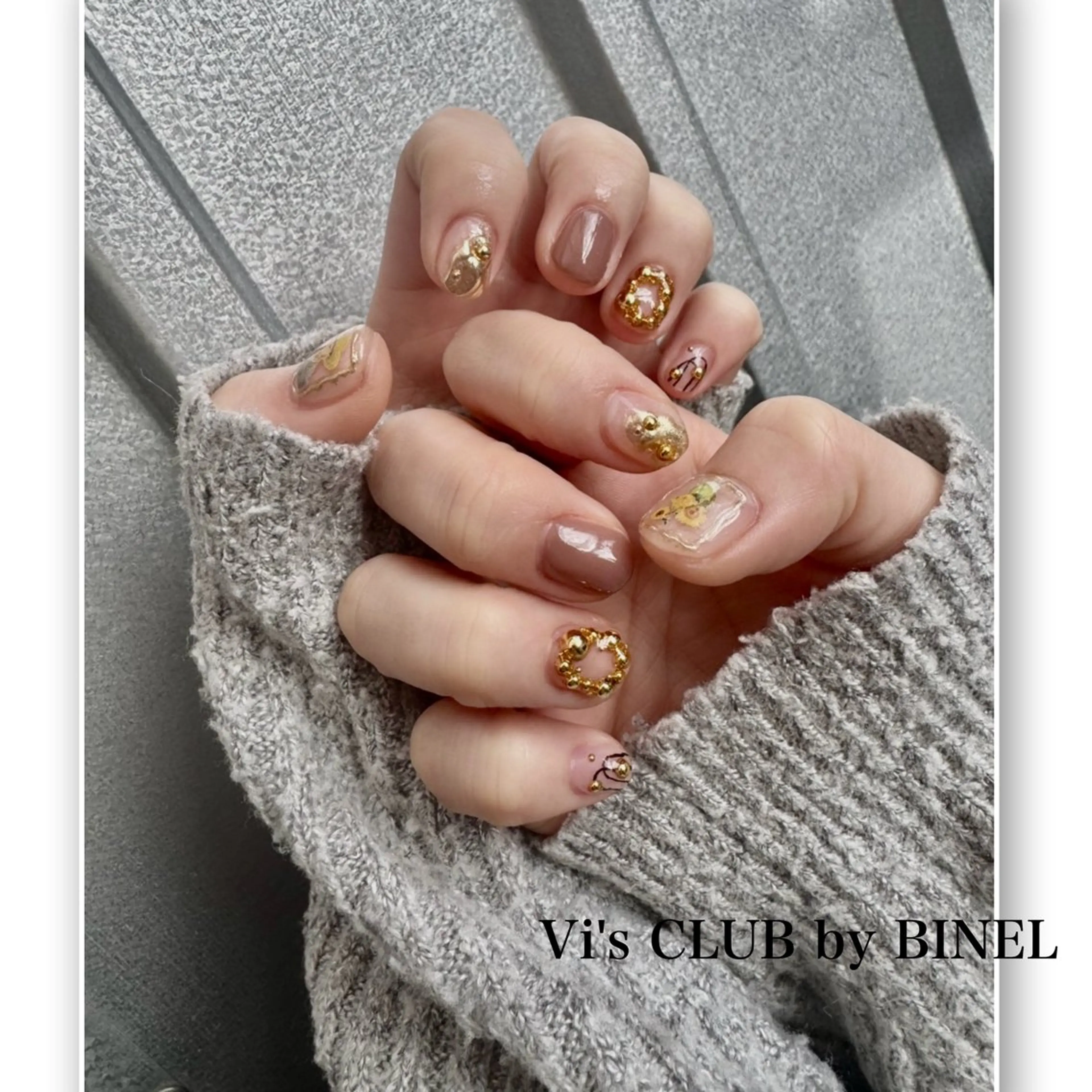 ネイル ニュアンスネイル ハンドネイル BINEL REINAのネイルデザイン