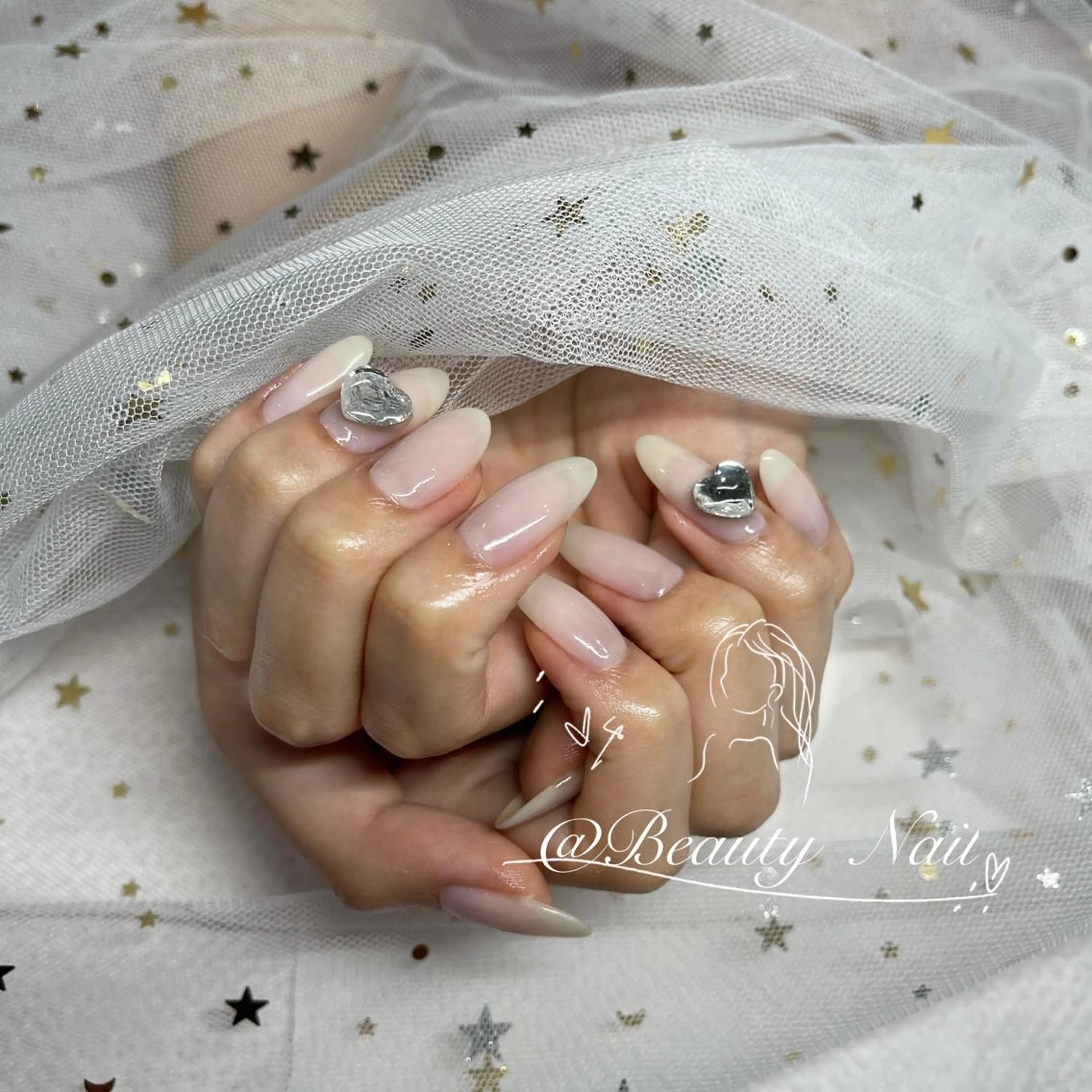 ネイル Moonstone Salon所属・Moonstone Salonのネイルデザイン