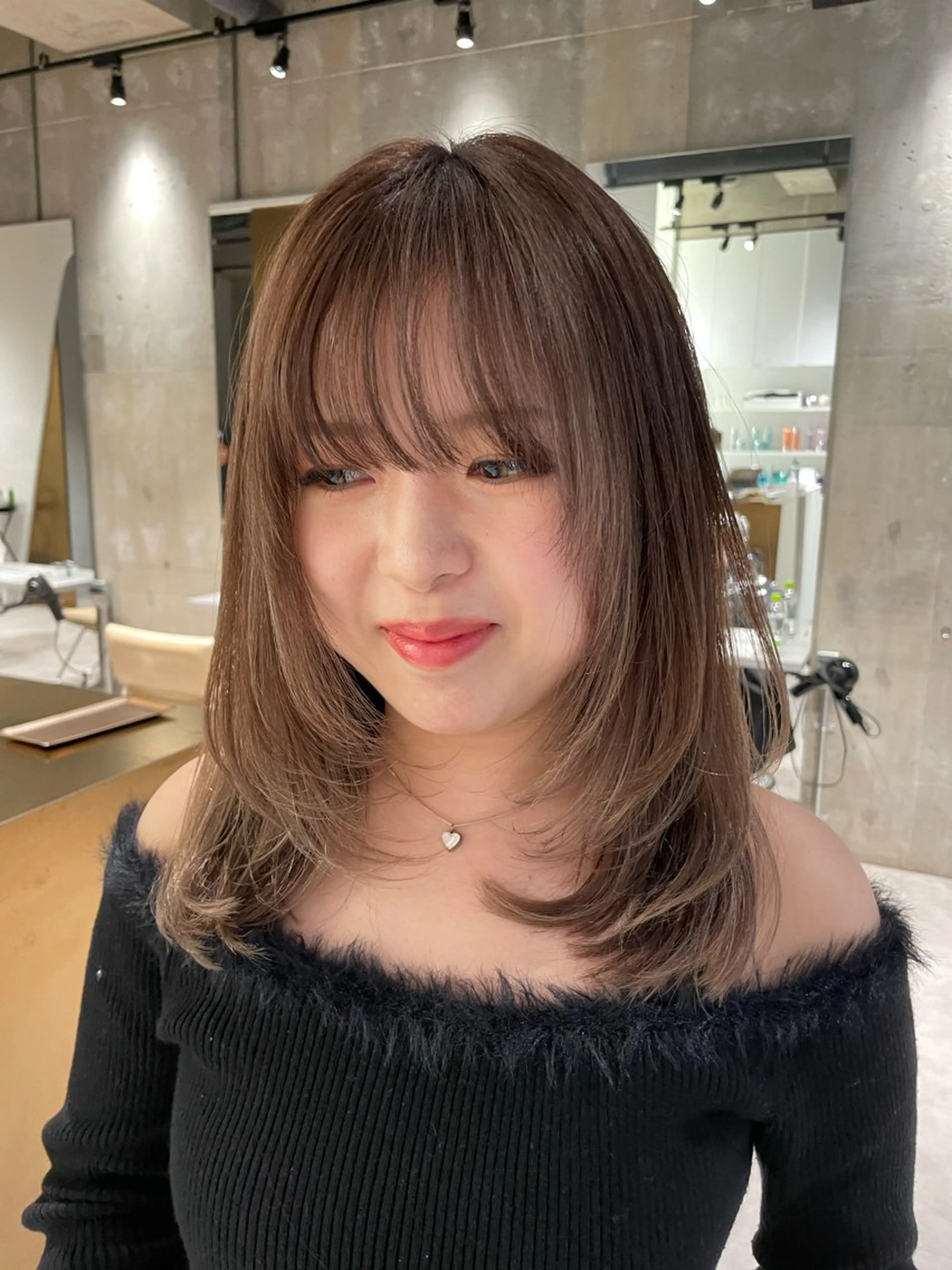 ミディアム カラー 美髪矯正/ハイトーン 🪸🩰ヒナコのヘアスタイル