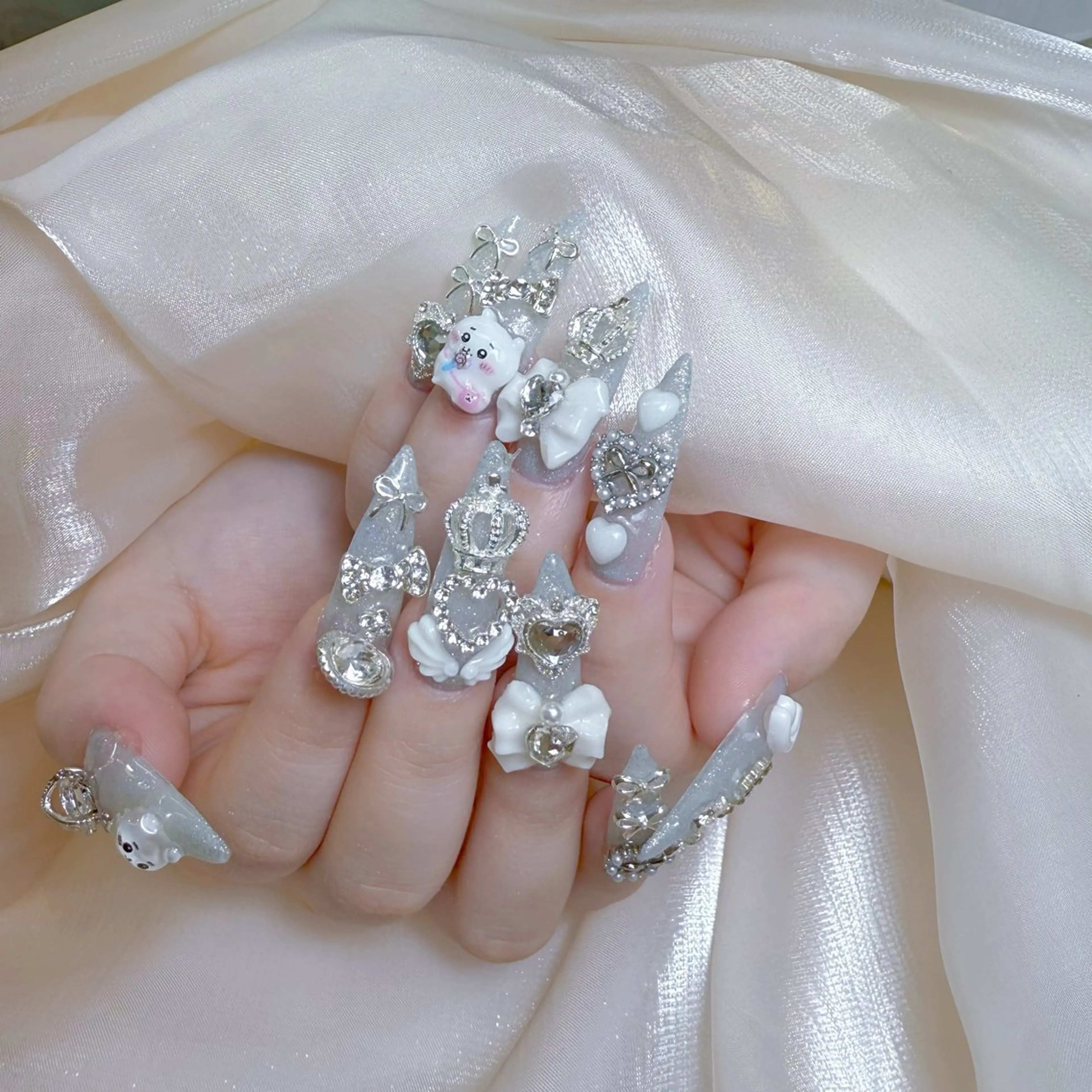 ネイル チークネイル ガーリー ハート キラキラネイル 韓国ネイル NailPrincess所属・princess スカルプ専門店のネイルデザイン