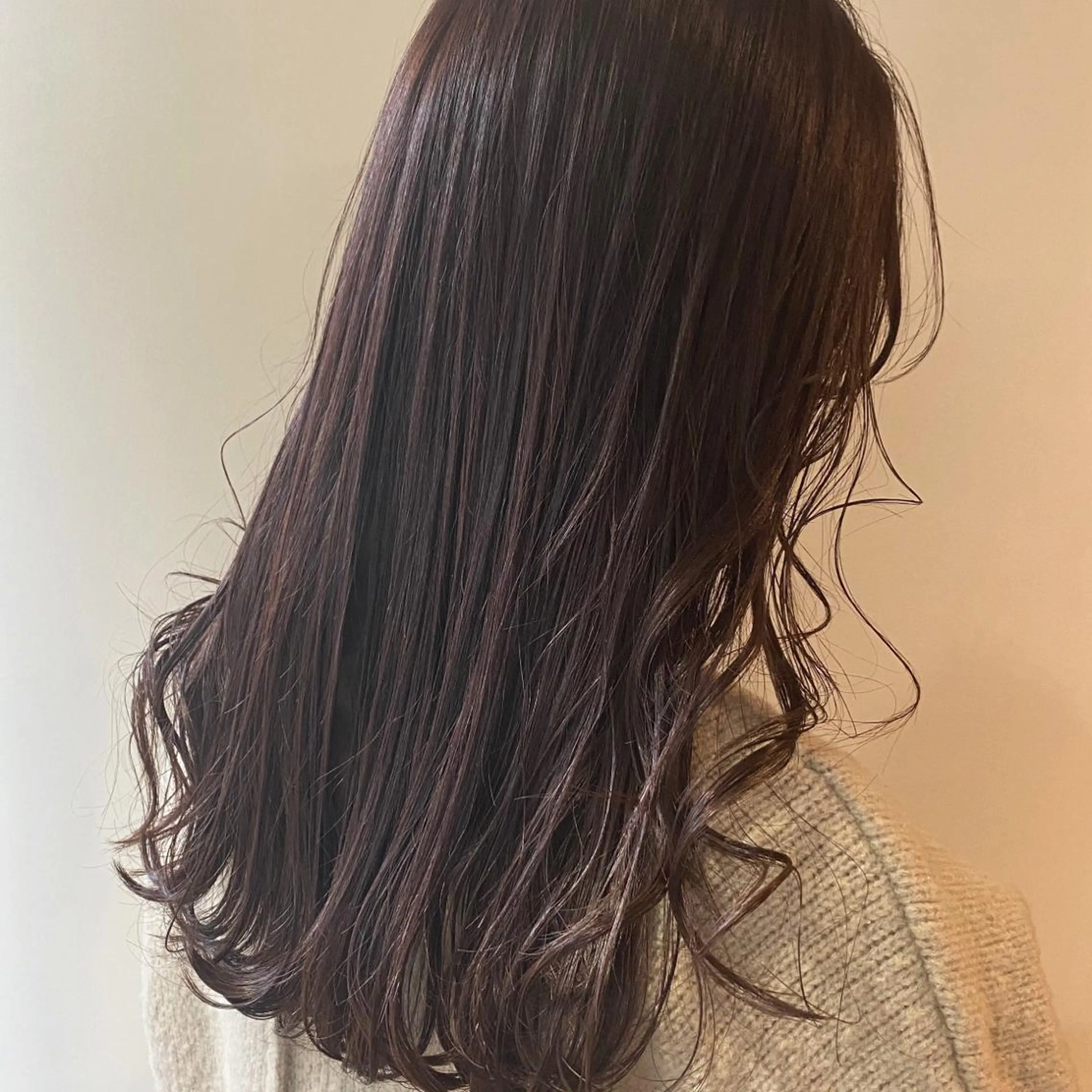 セミロング カラー ヘアアレンジ ブルーカラー 透明感カラー ピンクカラー GIVET (ジヴェ)所属・撮影モデル募集 🦋soemikaのヘアスタイル