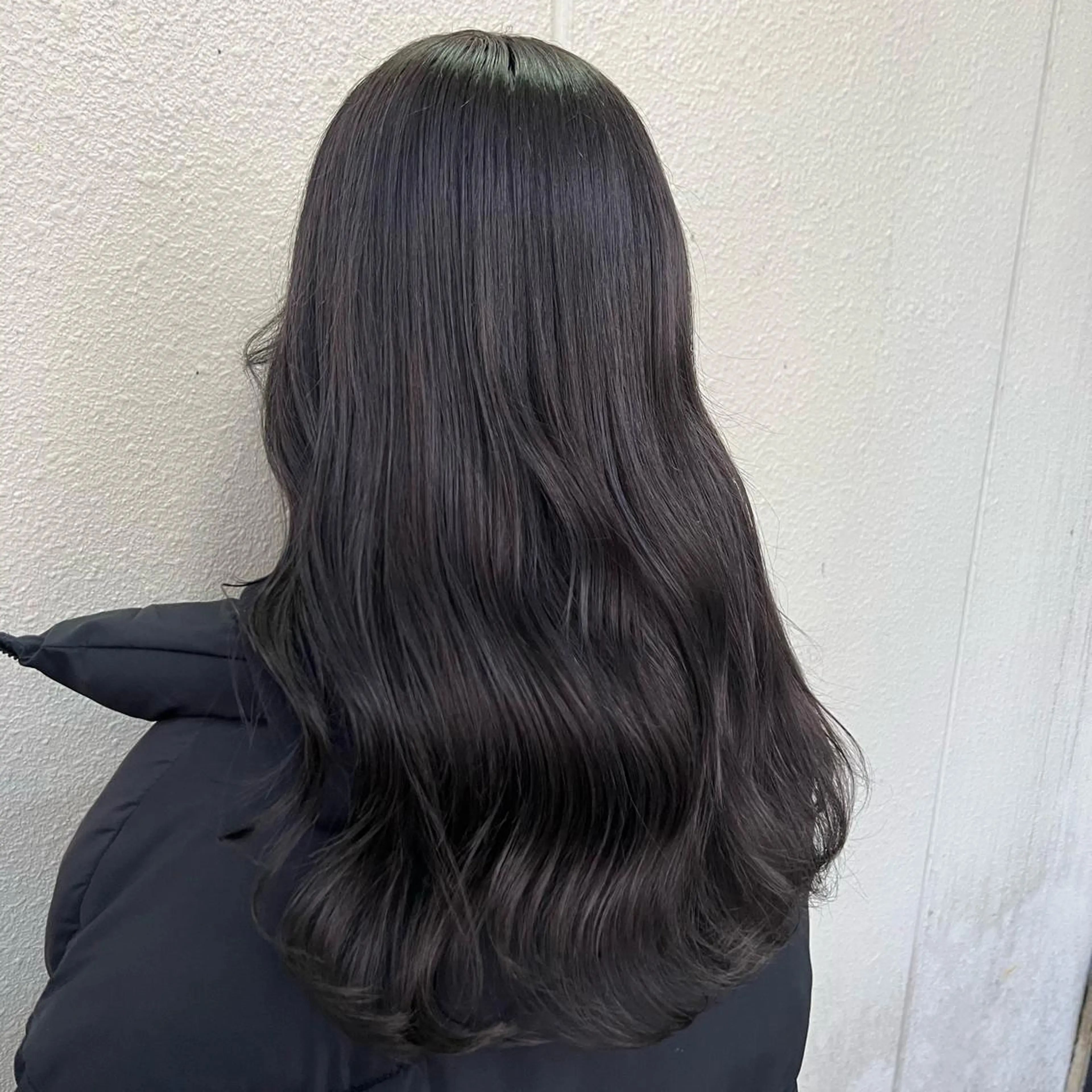 セミロング カラー ハイライトカラー ハイライト 🫧オリーブ/赤み消 し/暗髪🫧野本麗奈のヘアスタイル