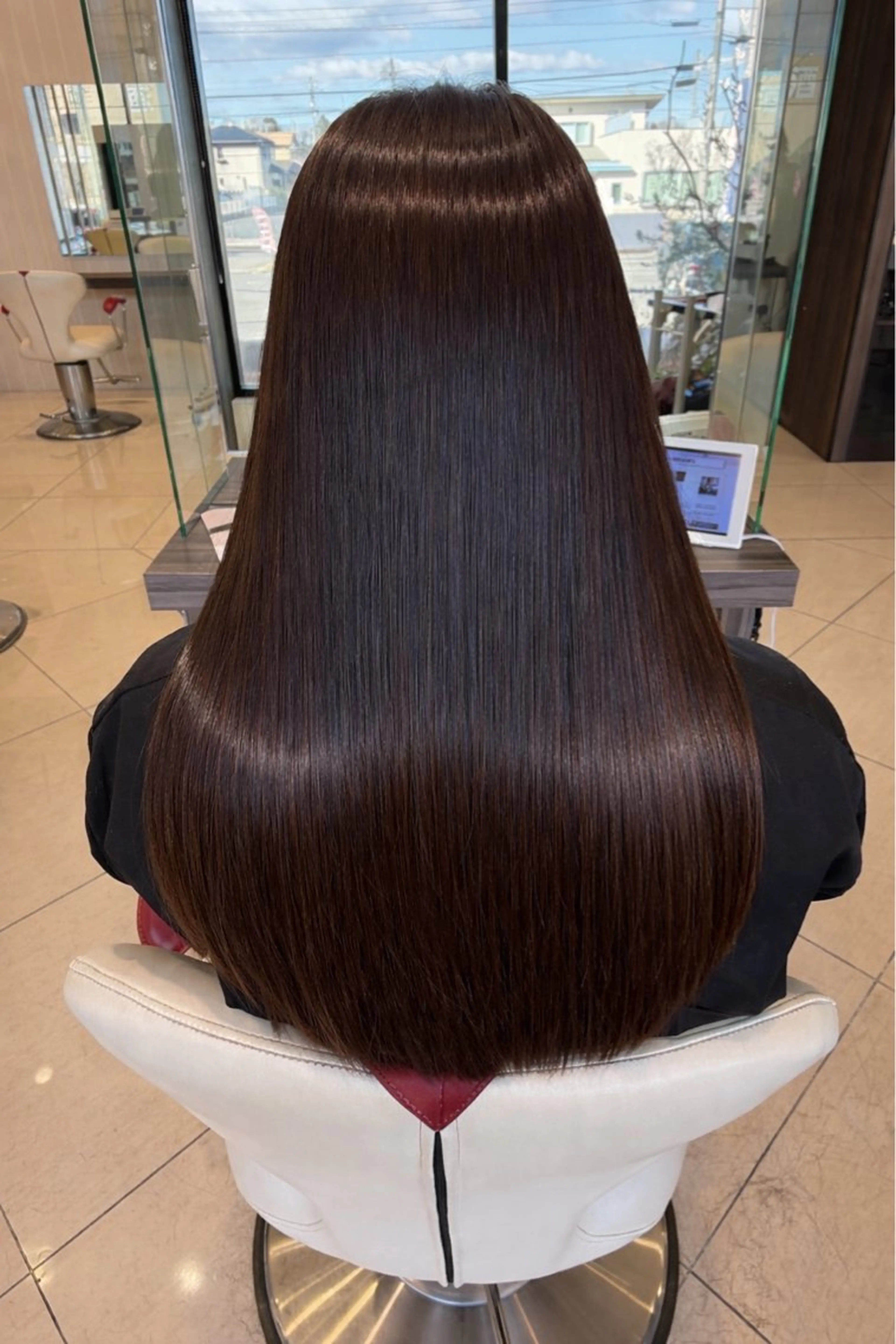 【広がり・うねり改善】自然な仕上がりの美髪縮毛矯正の写真