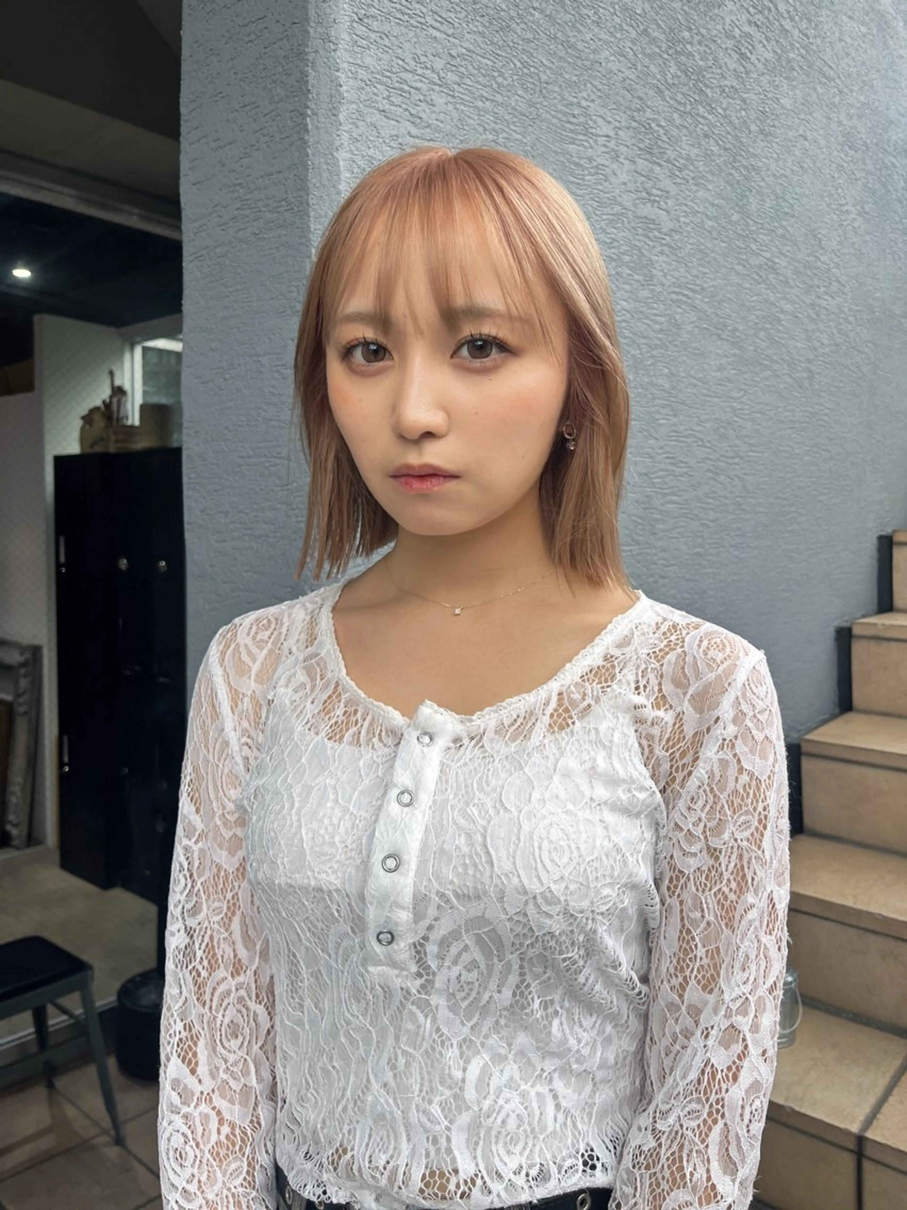 ショート カラー ベージュカラー ミルクティーベージュ ボブ カット ヘアカラー トリートメント ミルクティーベージュ 🌿店長　清水ひとみのヘアスタイル