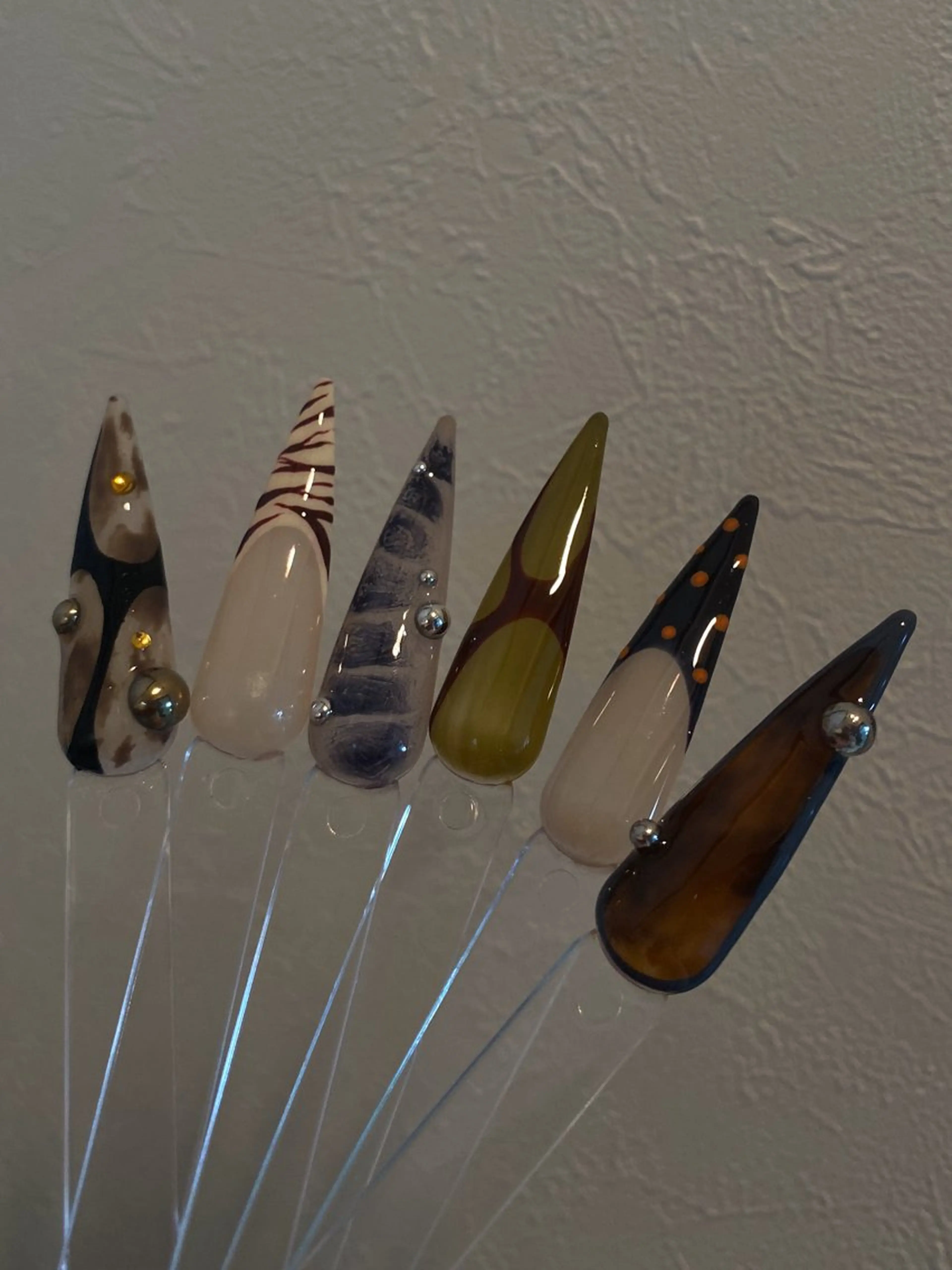 ネイル femme💫 CARINAのネイルデザイン