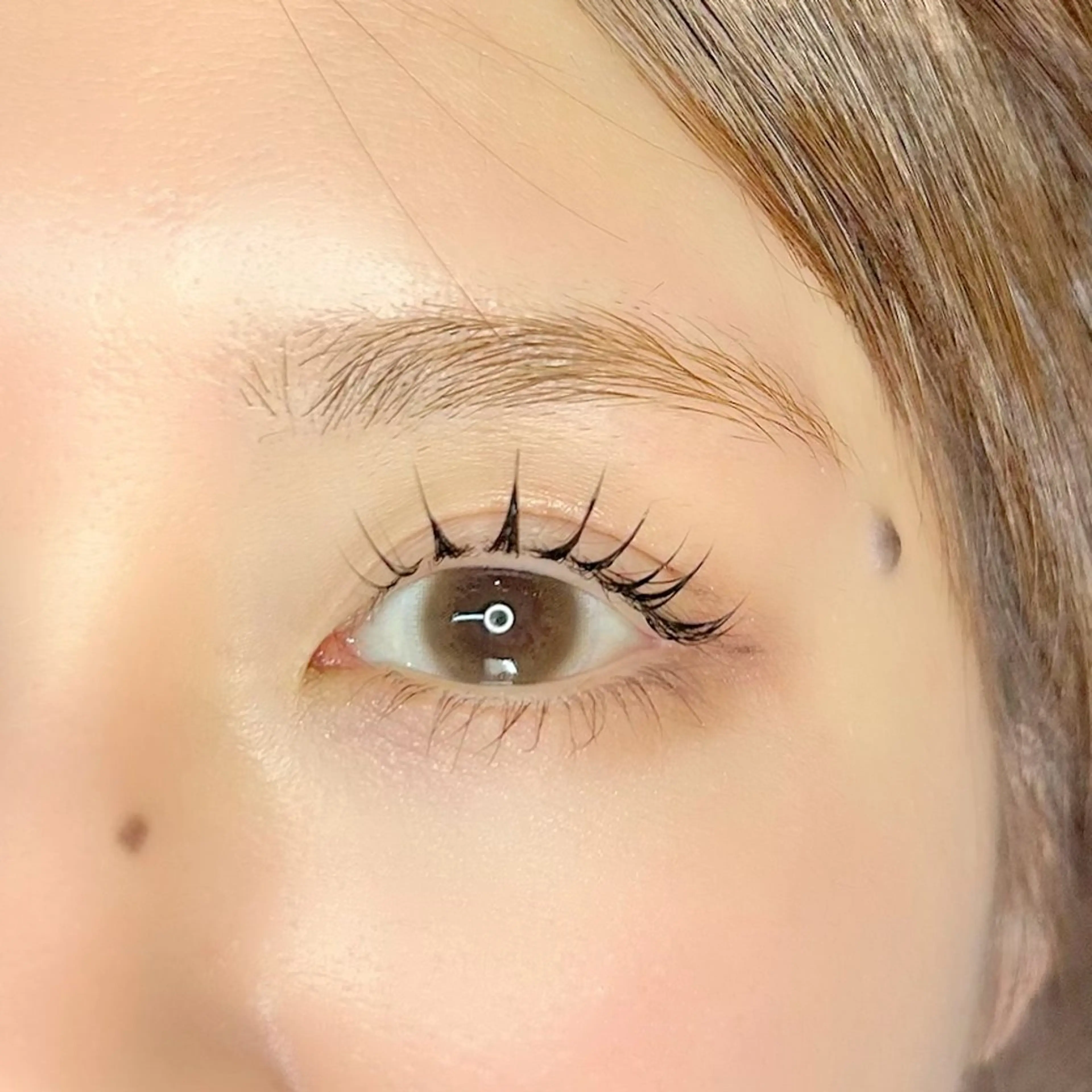 パリエク　80本/パーマをかけてエクステをつけますの写真