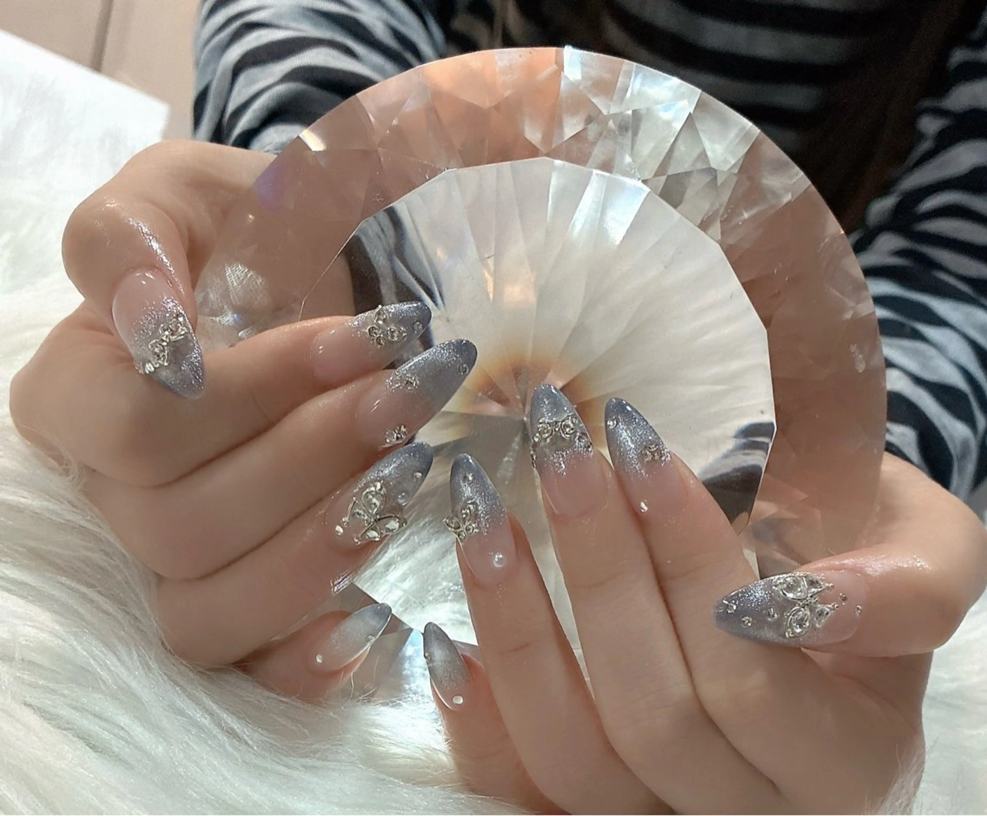 ネイル ハンドネイル LoaChaton kaeのネイルデザイン