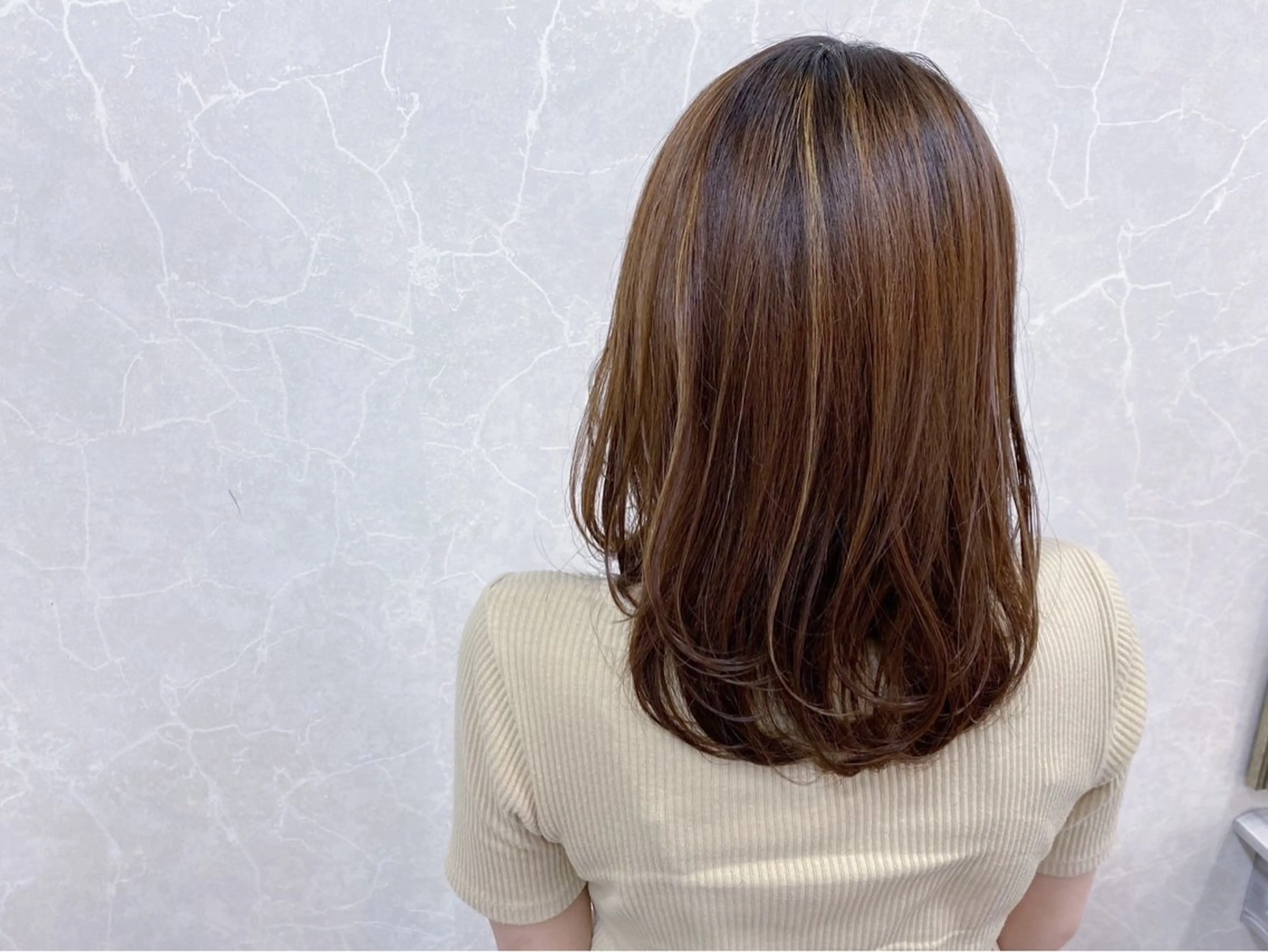 ミディアムの方💇‍♀️カット⚠️3cm以上切らせていただける方⚠️の写真