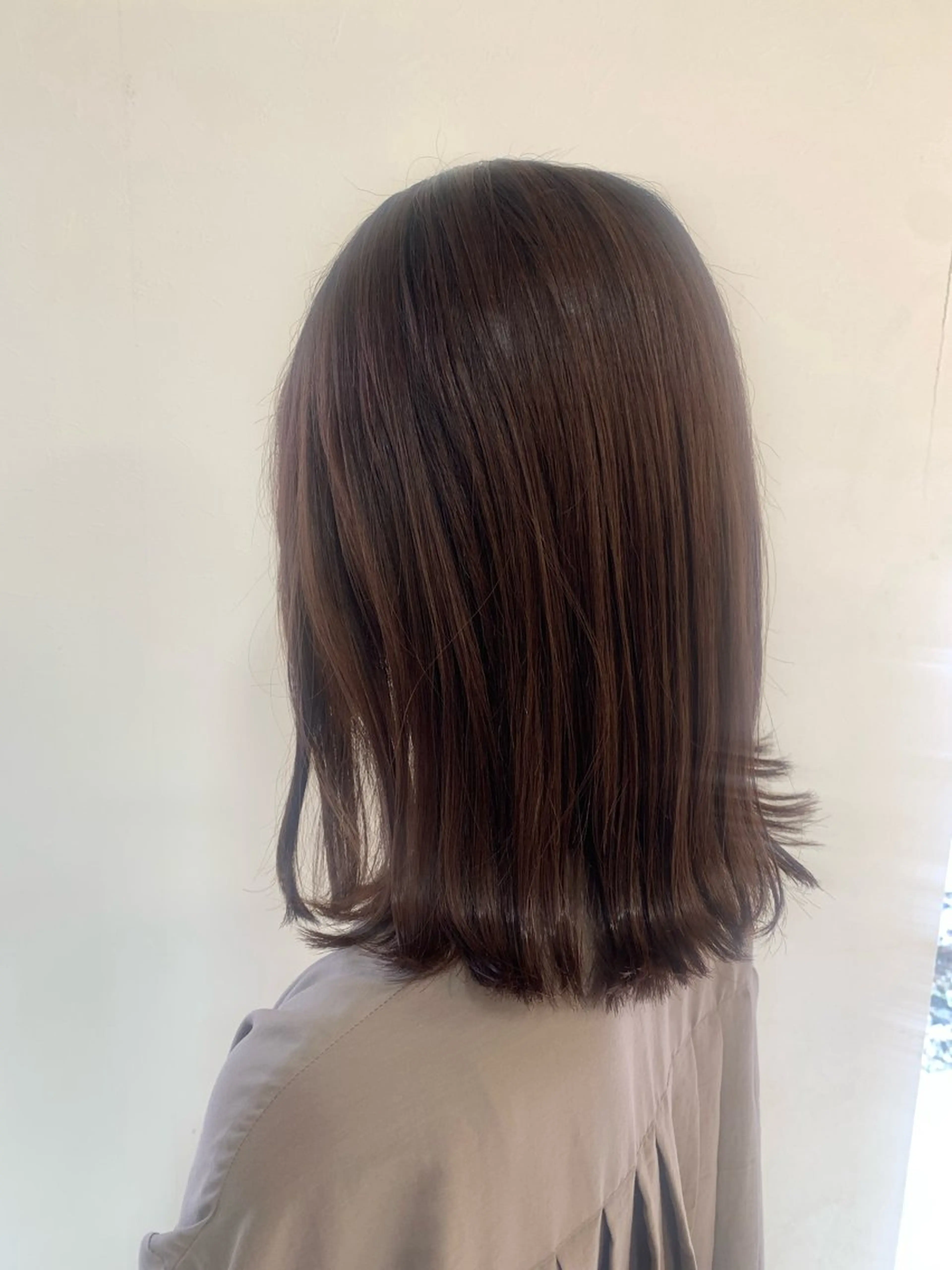 ミディアム カラー 福島 純子のヘアスタイル