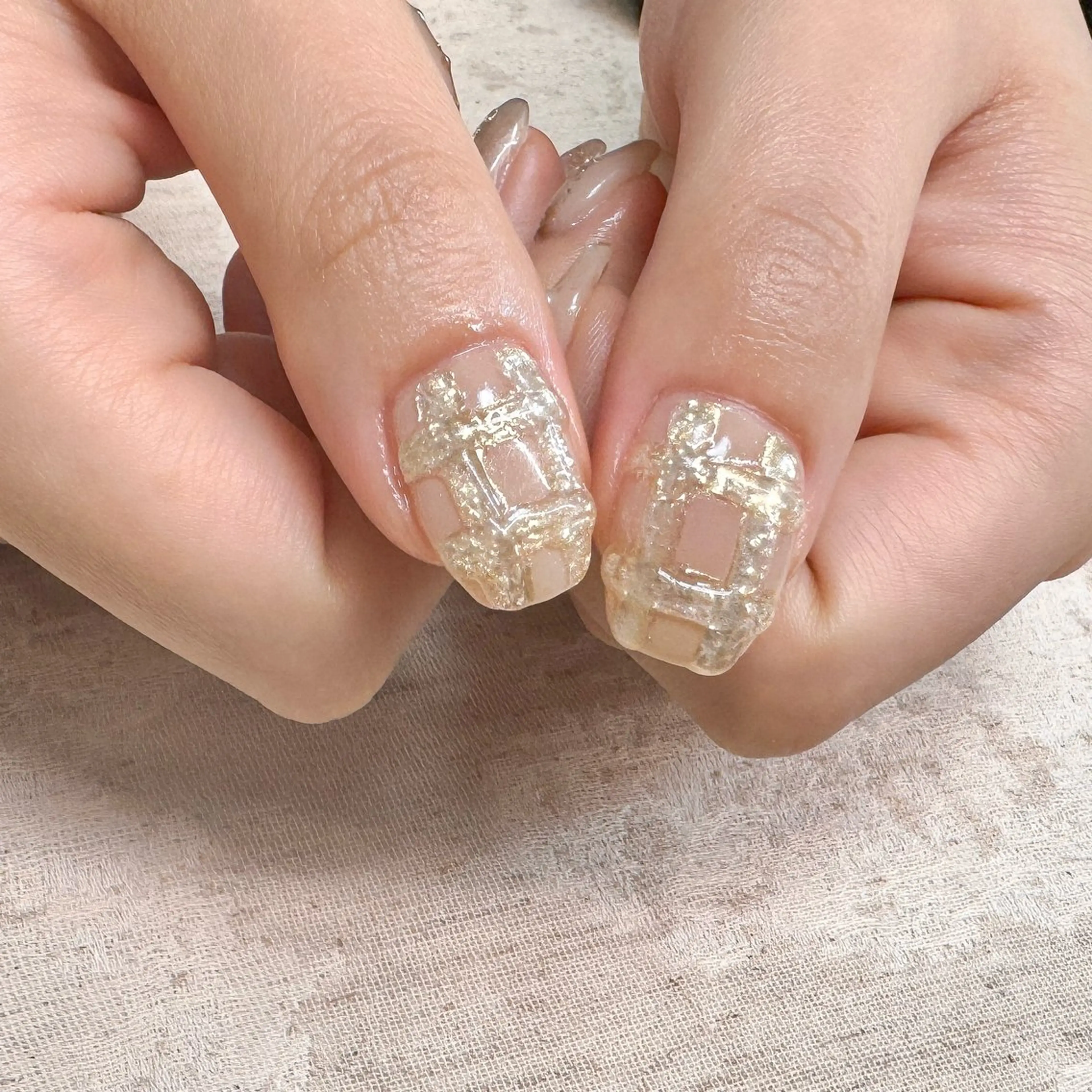 ネイル ゴールド 冬ネイル クリスマス ハンドネイル pointillé .ayaのネイルデザイン