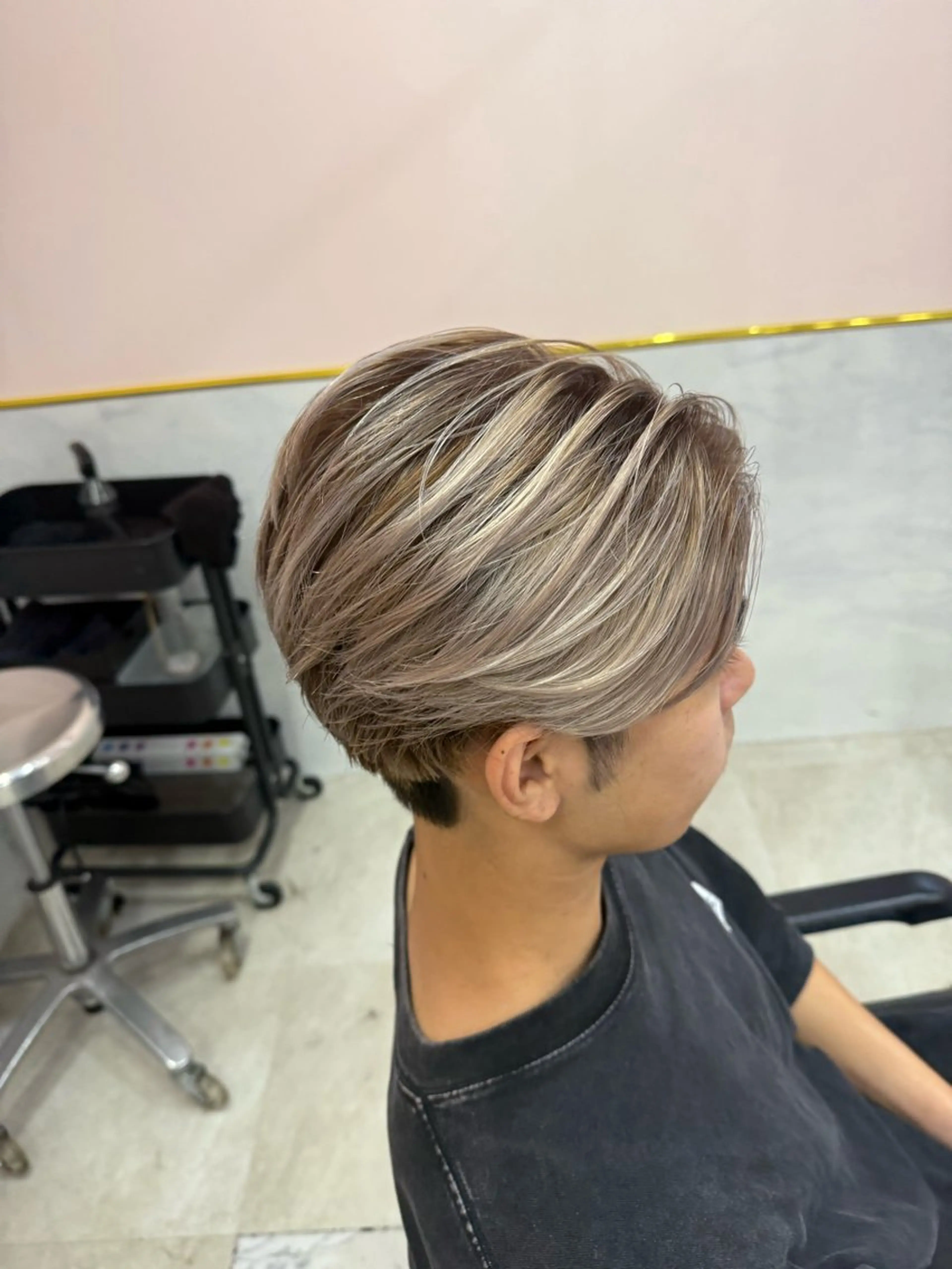 カラー メンズ カット ヘアカラー トリートメント ヘアセット eN° by youres hair 銀座店所属・レイヤー/髪質改善/ 銀座艶カラー🌱森田のヘアスタイル
