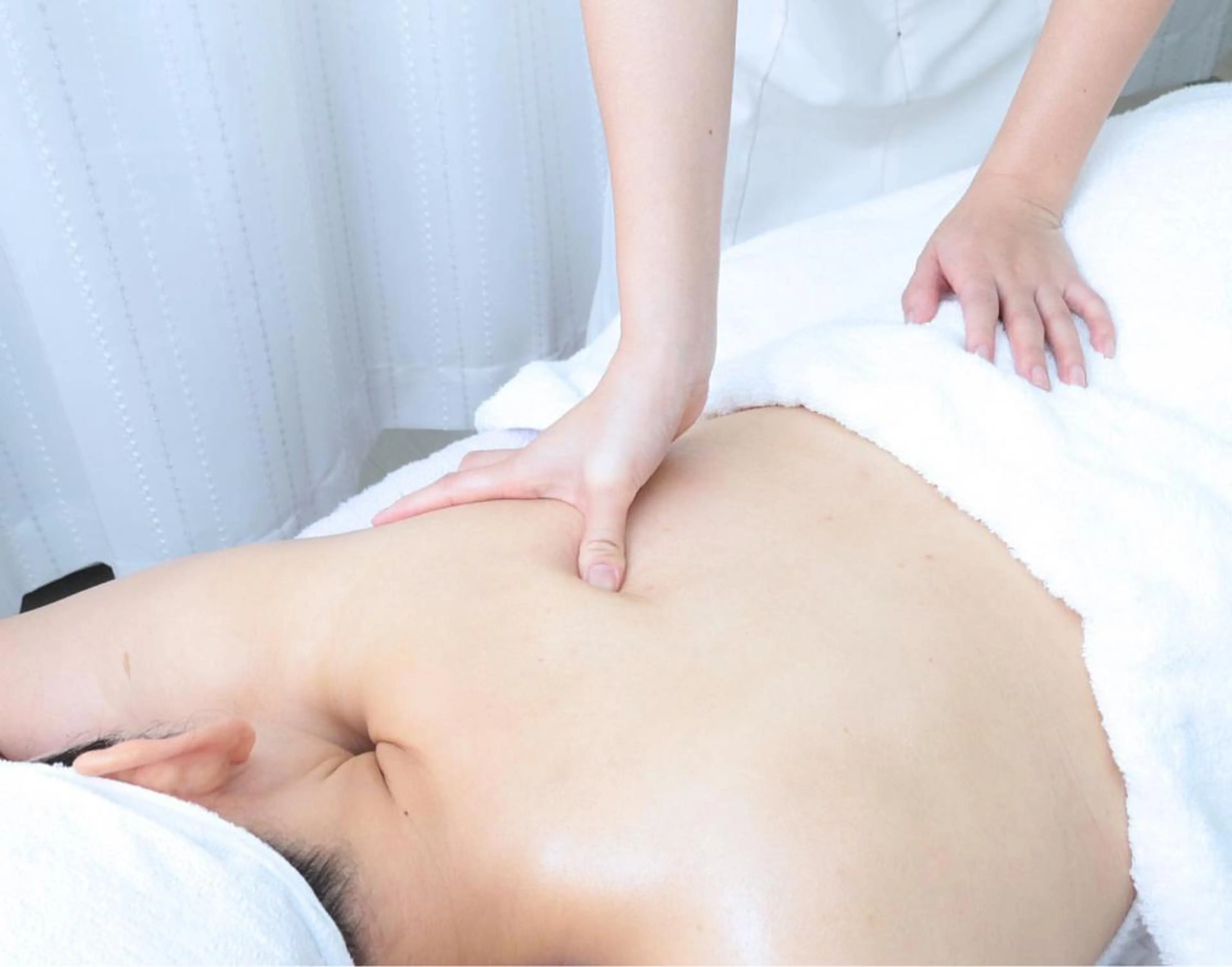 結婚式を控えてる方、背中の凝りが気になる方オススメ🌿スタンダードコース + アロマオイルエステの写真