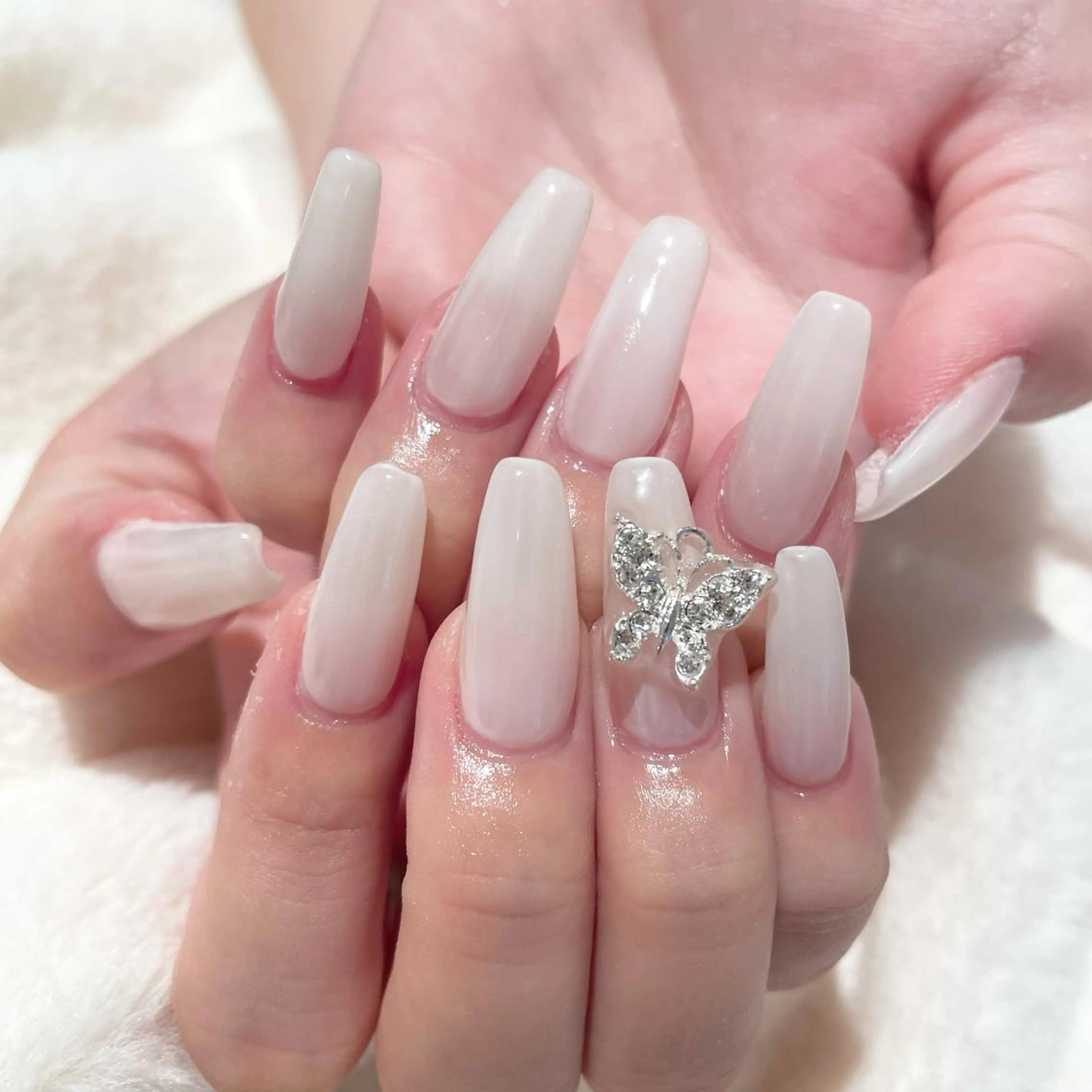 ネイル ドライヘッドスパ 名古屋駅徒歩5分のエステ・リラクイメージ