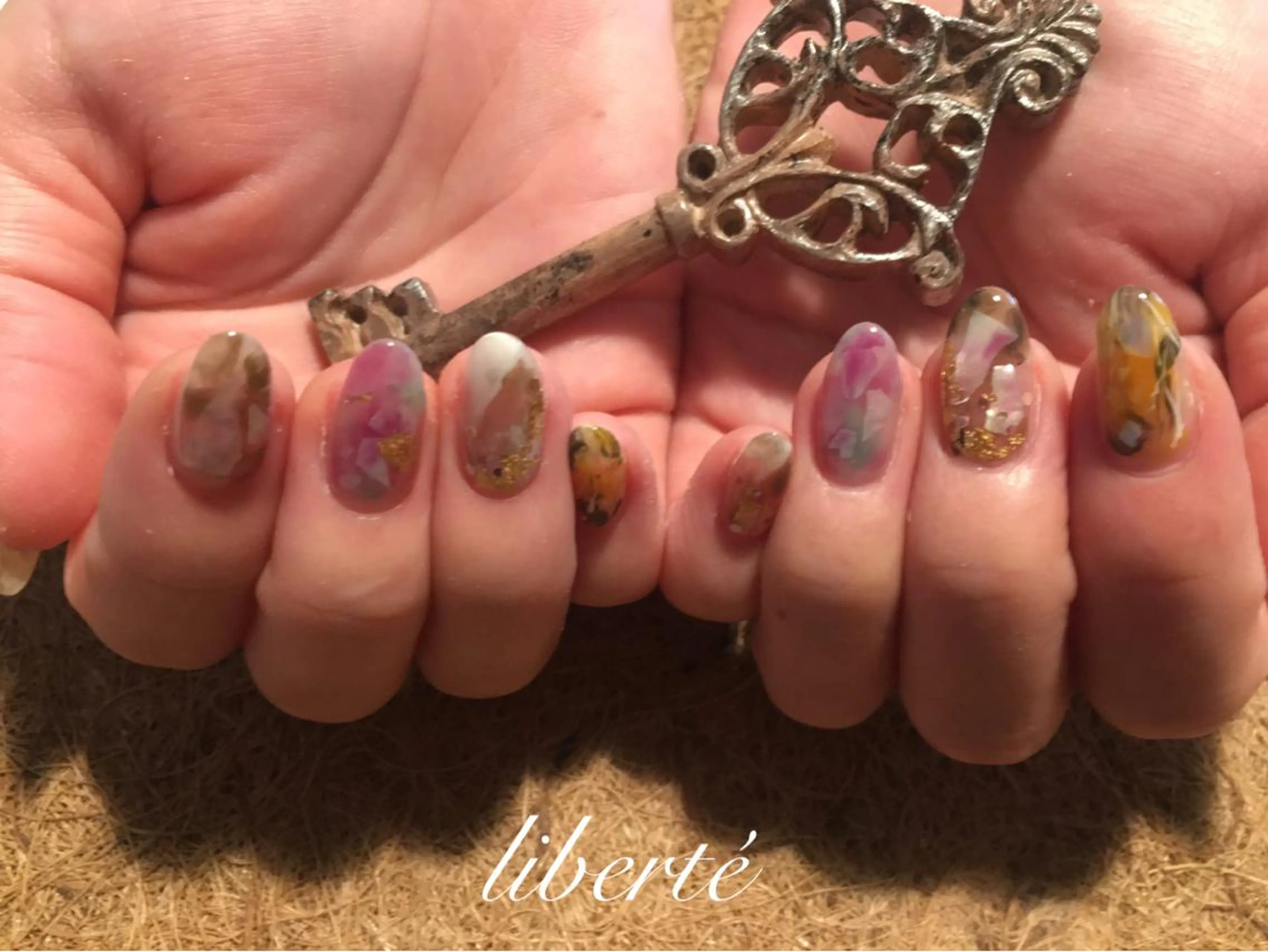 ネイル liberté (リベルテ)のネイルデザイン