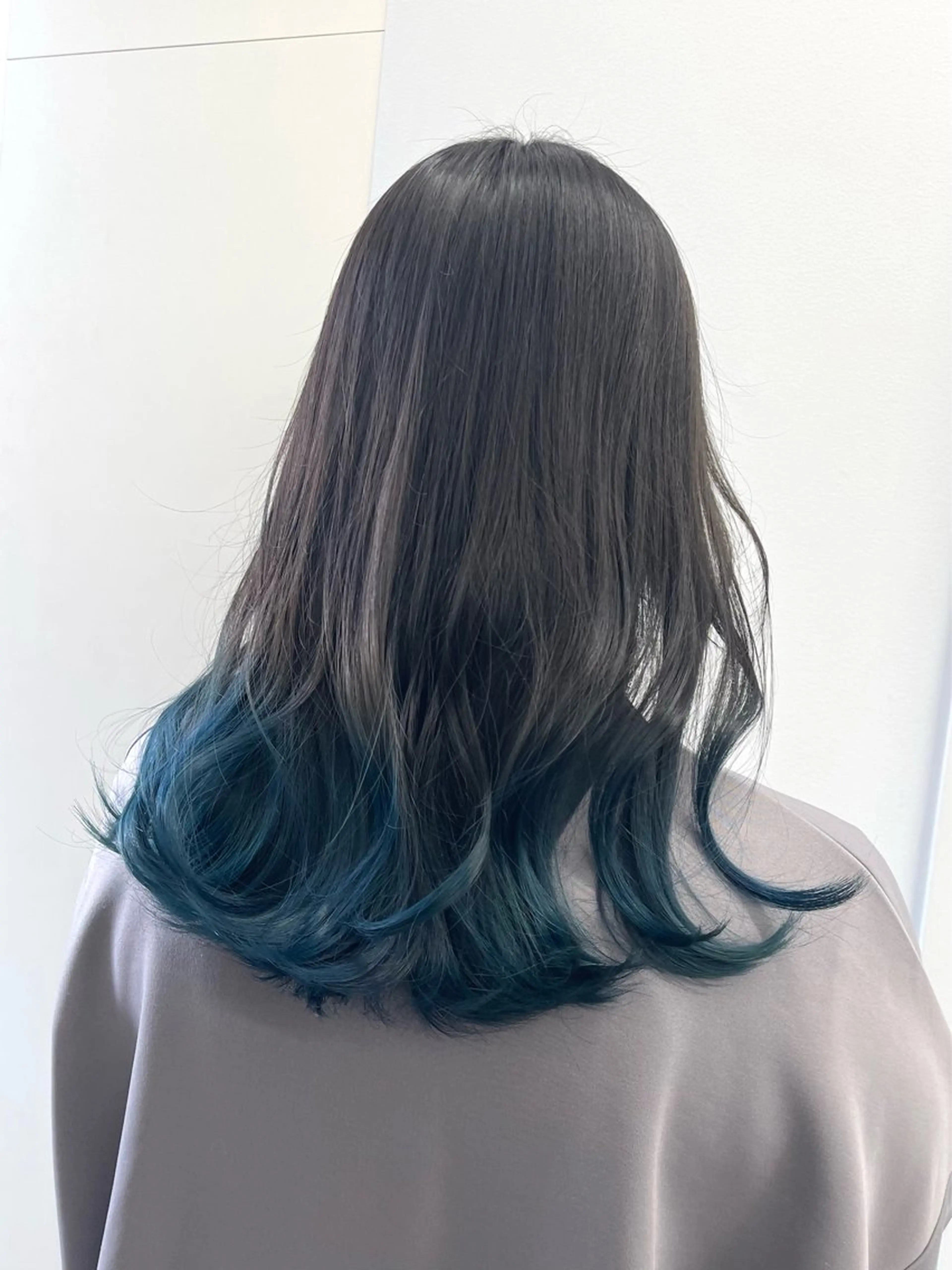ミディアム カット ヘアカラー トリートメント Cielo by Siestaのヘアスタイル