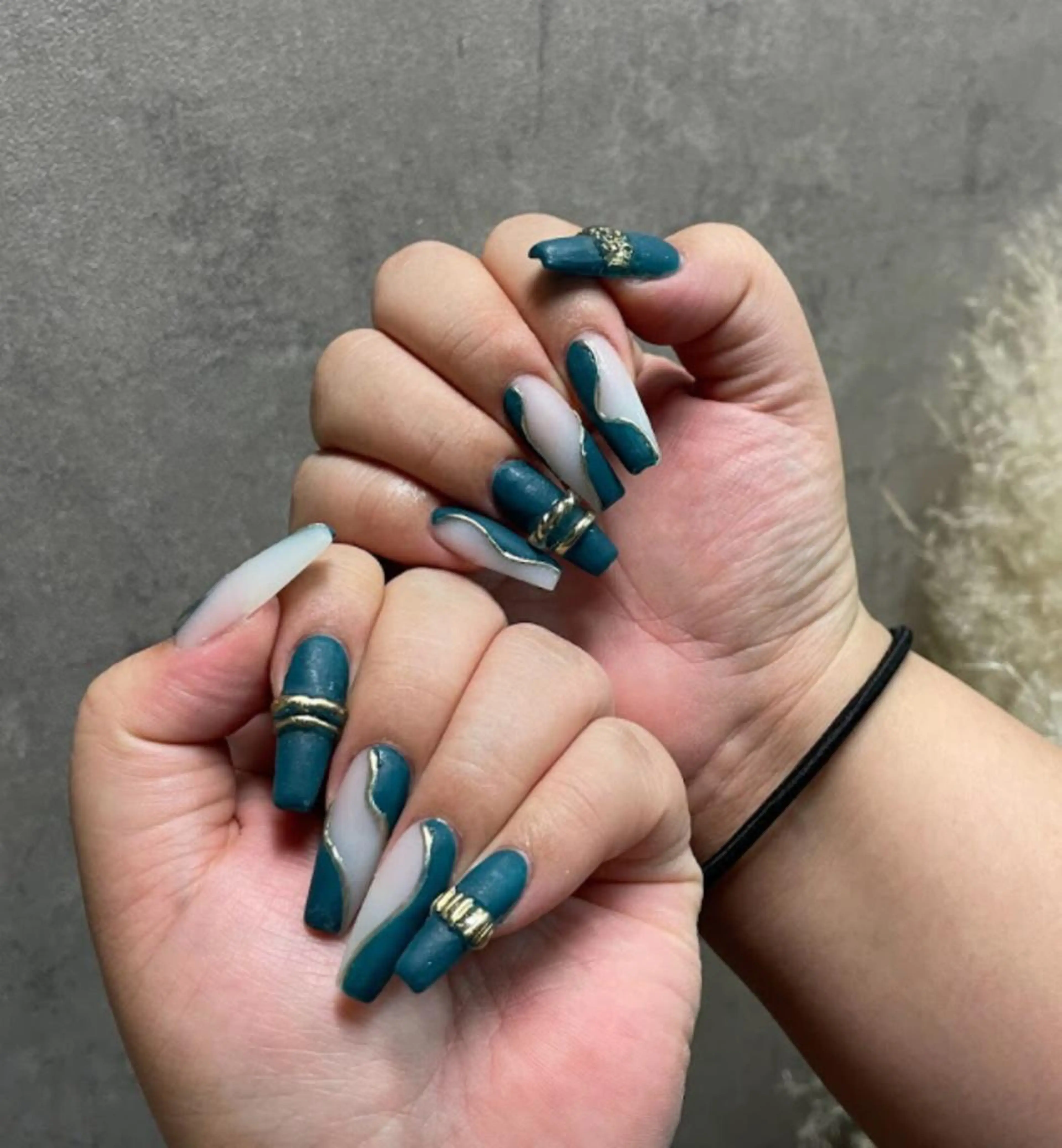 ネイル アートネイル フレンチネイル ジェルネイル グリーン マットネイル nailstudio eviz新宿店のネイルデザイン