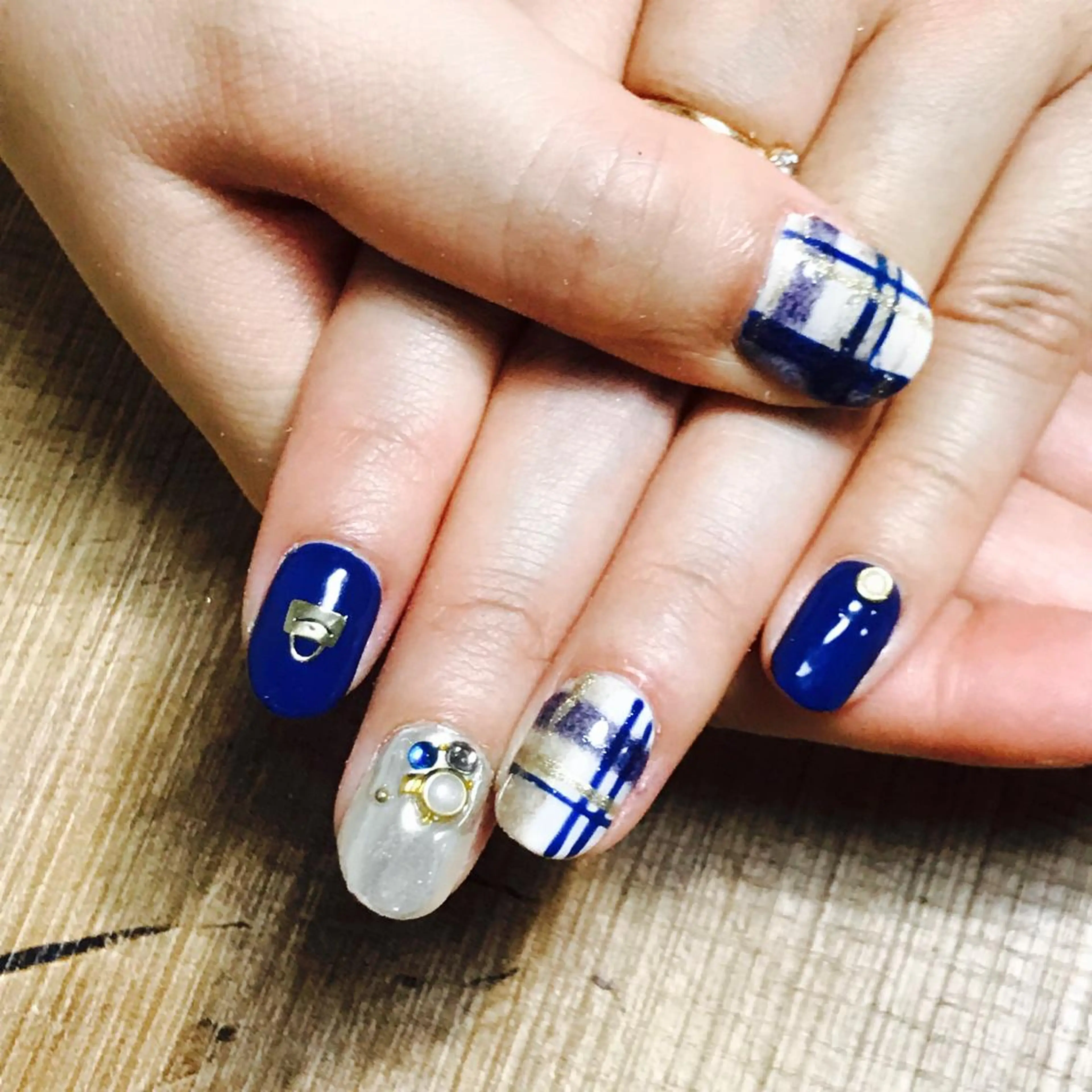 ネイル アートネイル ネイビー 冬ネイル 安藤 Charlotteのネイルデザイン