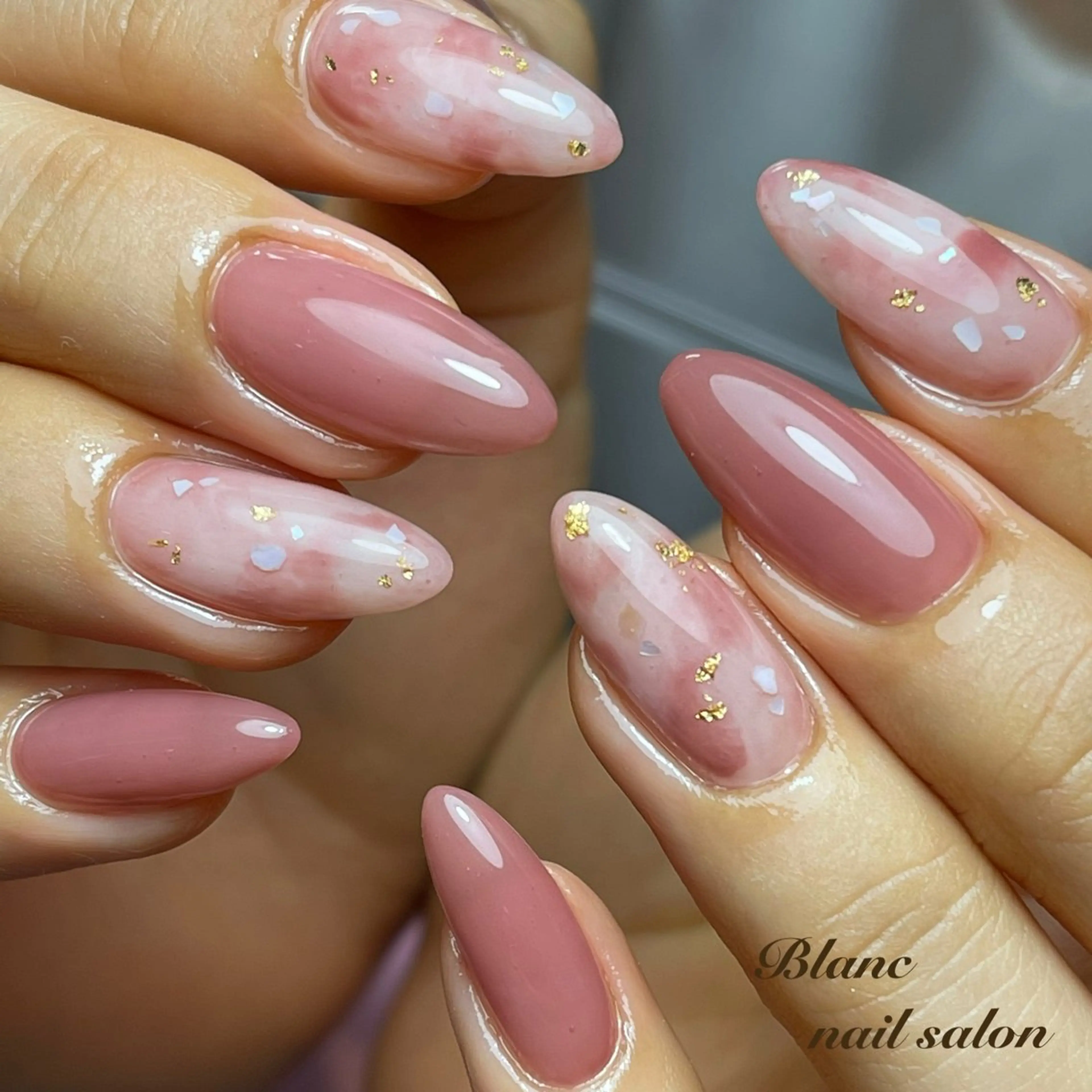 セミロング ハンドネイル Blanc ブランのネイルデザイン