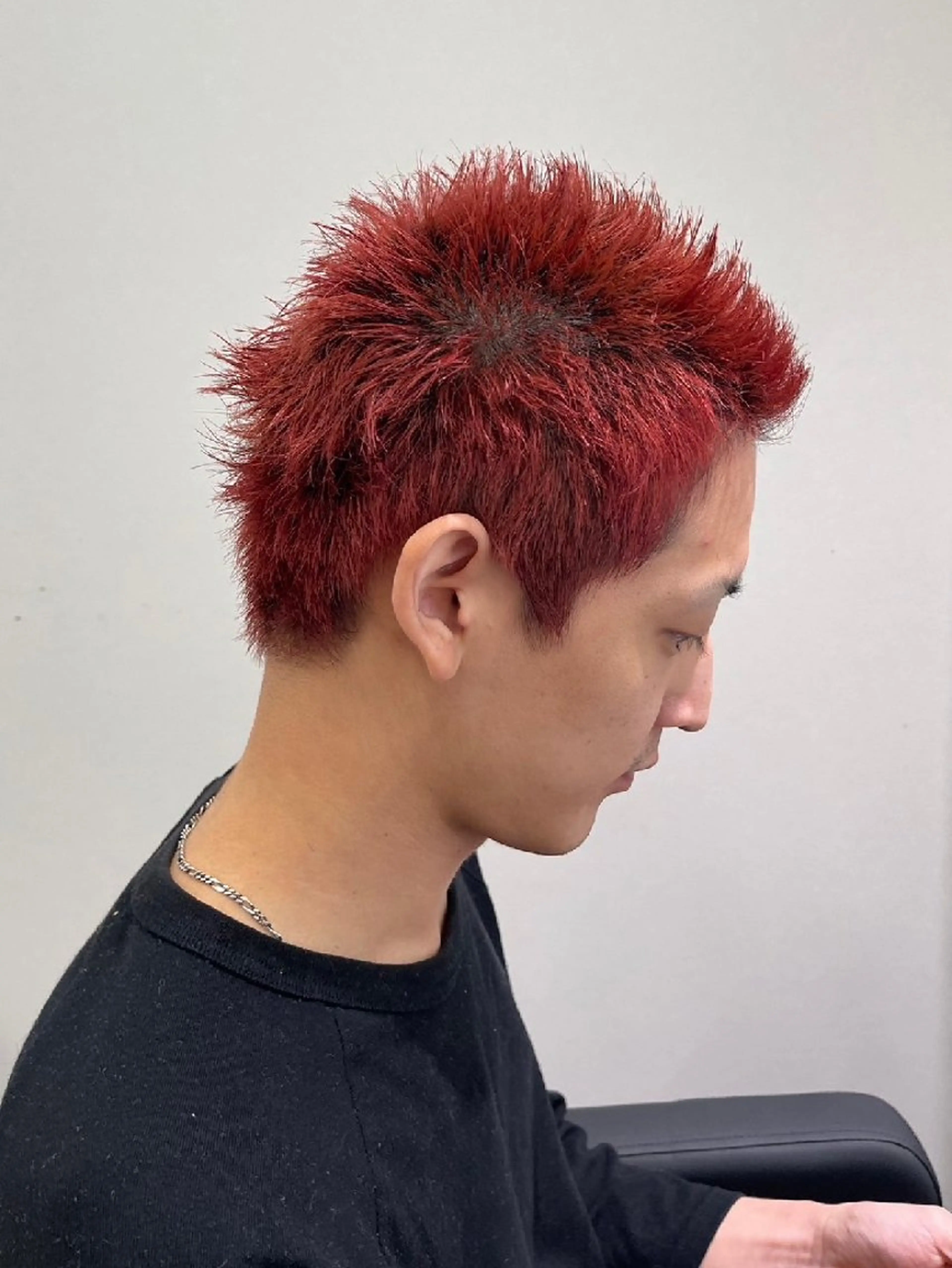 メンズ カラー メンズブリーチ メンズハイライト メンズインナーカラー メンズ韓国風 ブリーチ Luisハイライト　 喜連瓜破、髪質改善のヘアスタイル