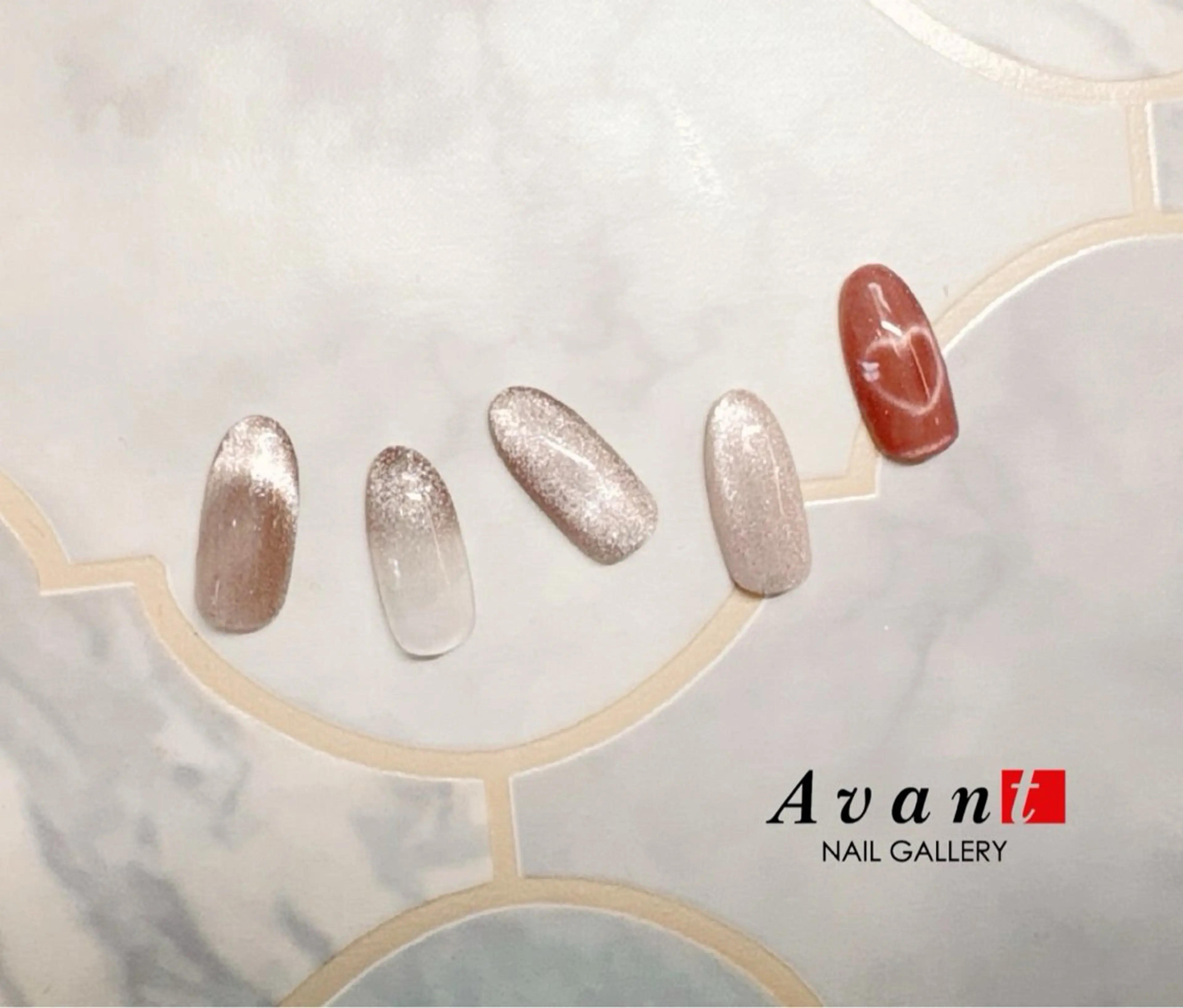 ネイル マグネットネイル ハンドネイル NAIL GALLERY Avant【アヴァン】伊丹店所属・Avant Sakiのネイルデザイン