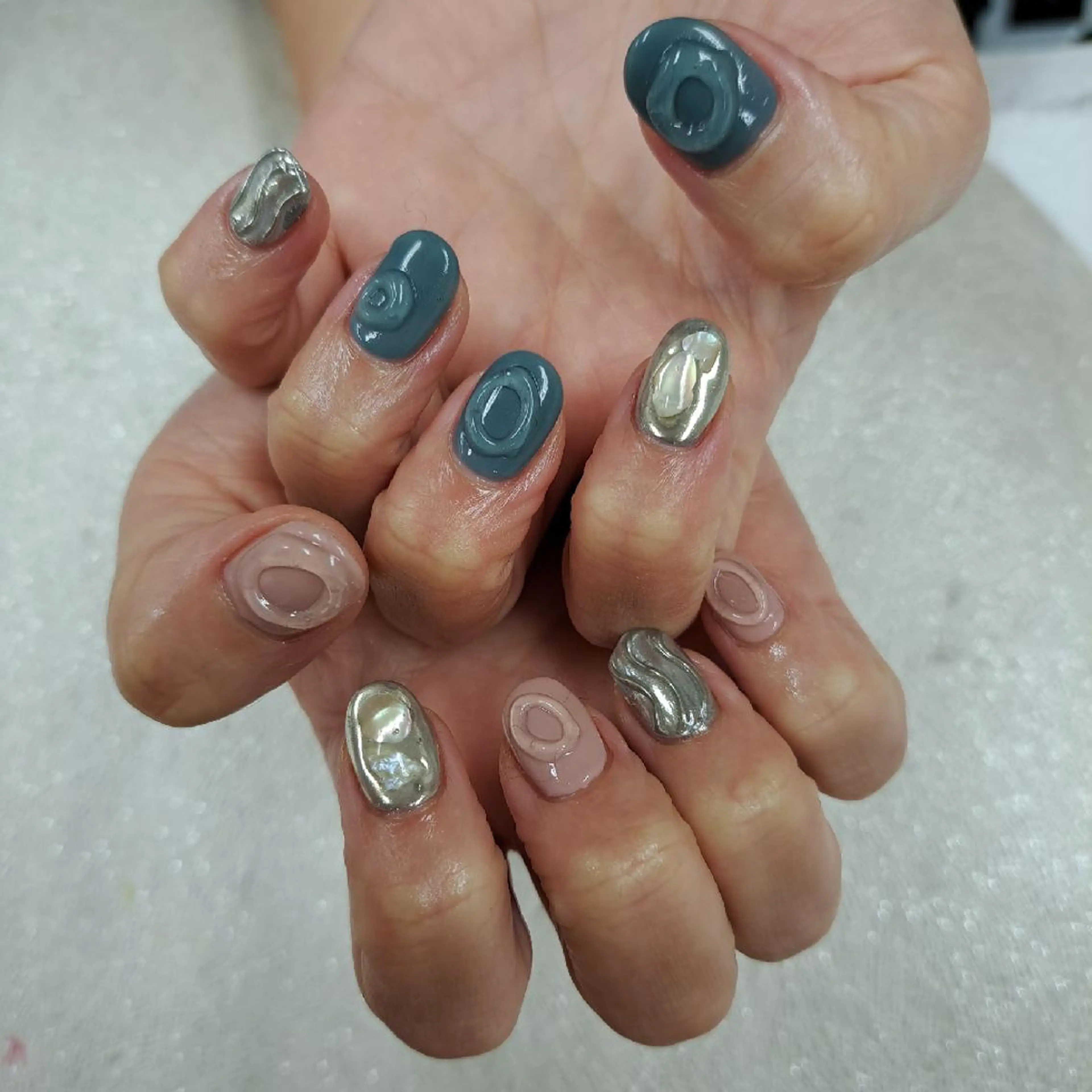 ネイル アートネイル ジェルネイル 持ち込み ニュアンスネイル パラジェル 河野ちえ (雑誌掲載サロン)のネイルデザイン