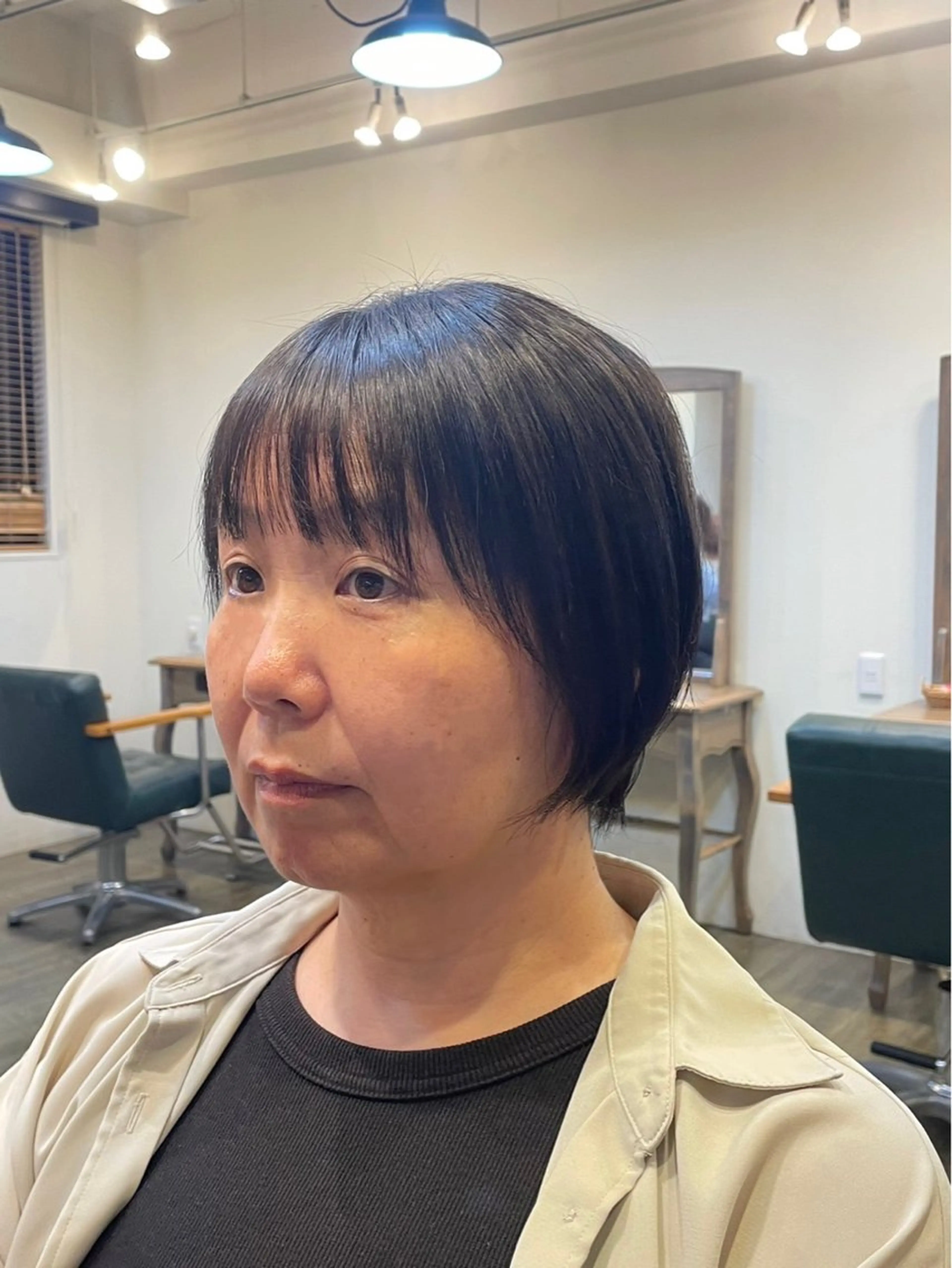 ショート ショートヘア SALOWIN 新宿三丁目me+所属・レイヤー/ボブ/ パーマ/HARUKAのヘアスタイル