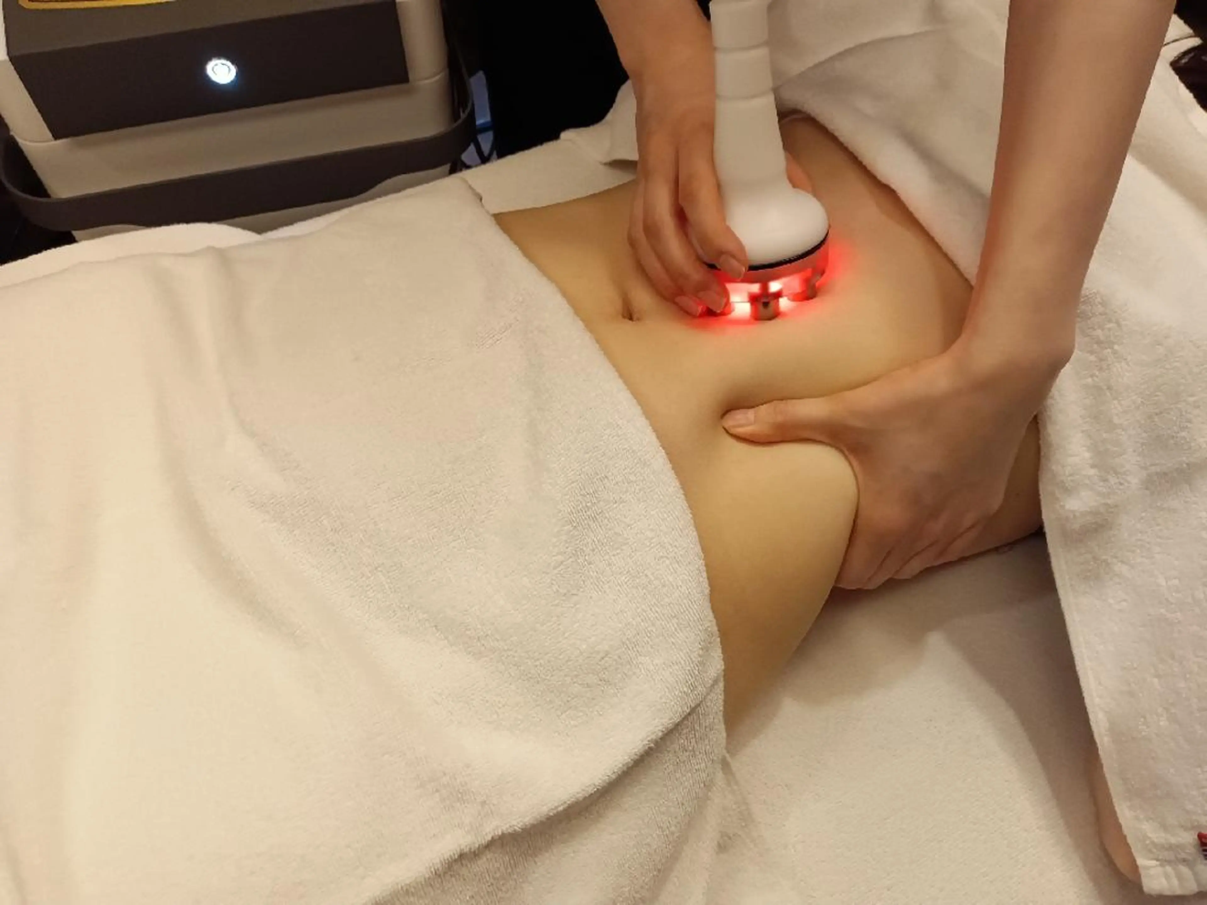 ❤️🔥本気のお腹痩せ❤️🔥痩身初回体験コース【所要時間90分】ハイパーナイフ+ハンドマッサージ+ヒートマット🔥の写真