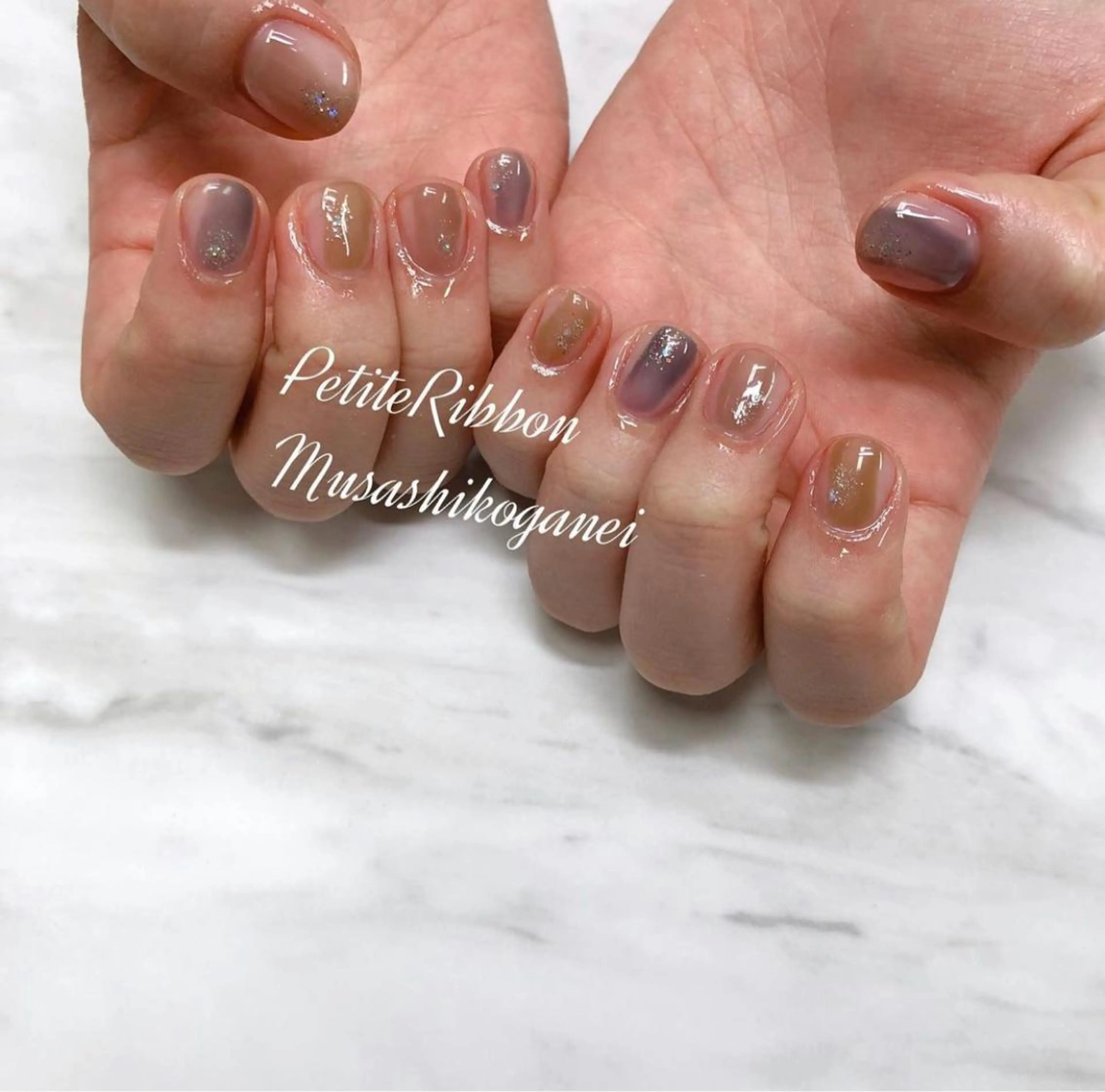 💅ハンド定額Petit(プティ)コース🎀 【オフなしの方はこちら】甘皮ケア無料✨の写真