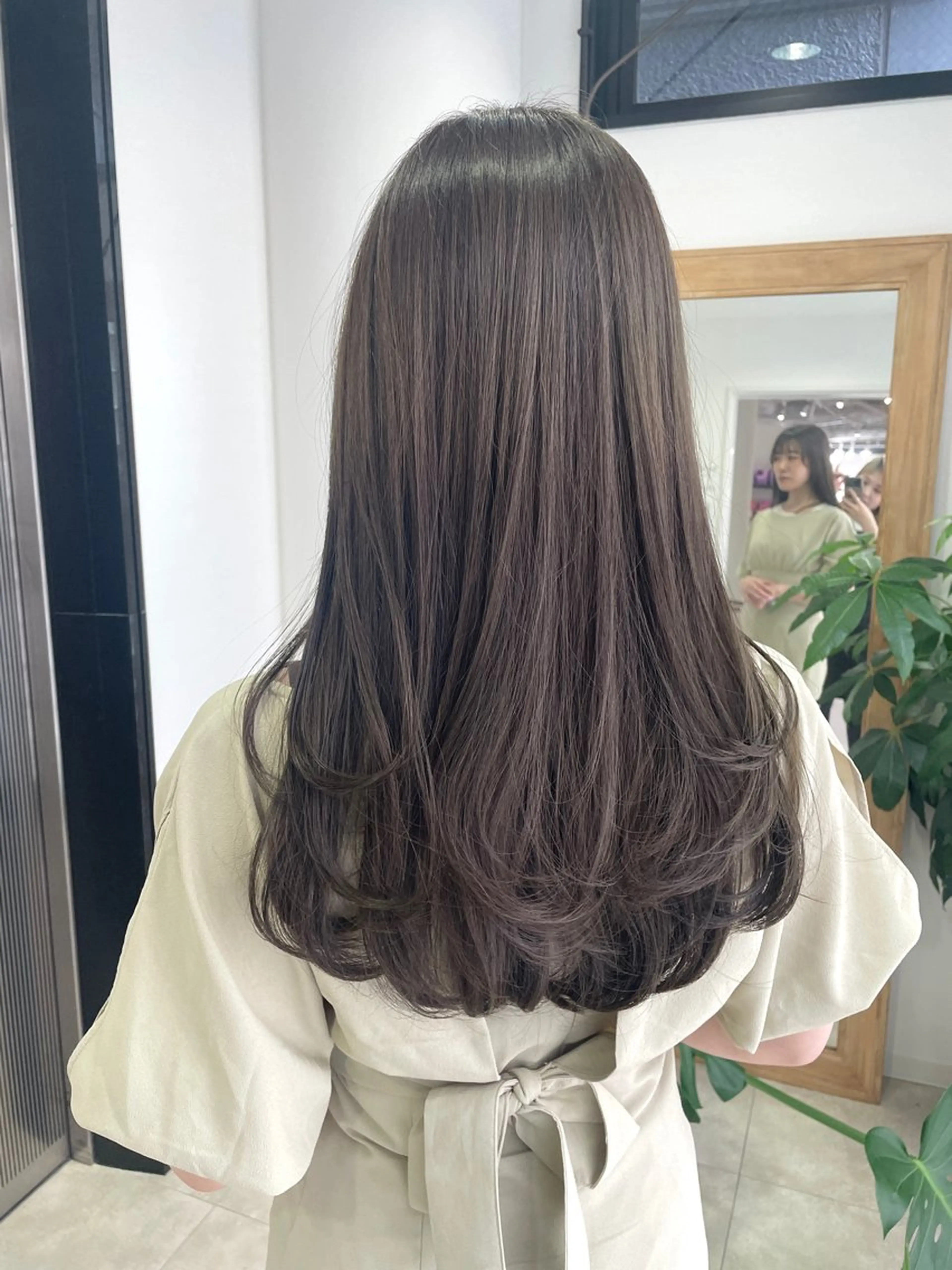 ロング 韓国風ヘア レイヤーカット カット ヘアカラー コトネ🫧 韓国風レイヤーカットのヘアスタイル