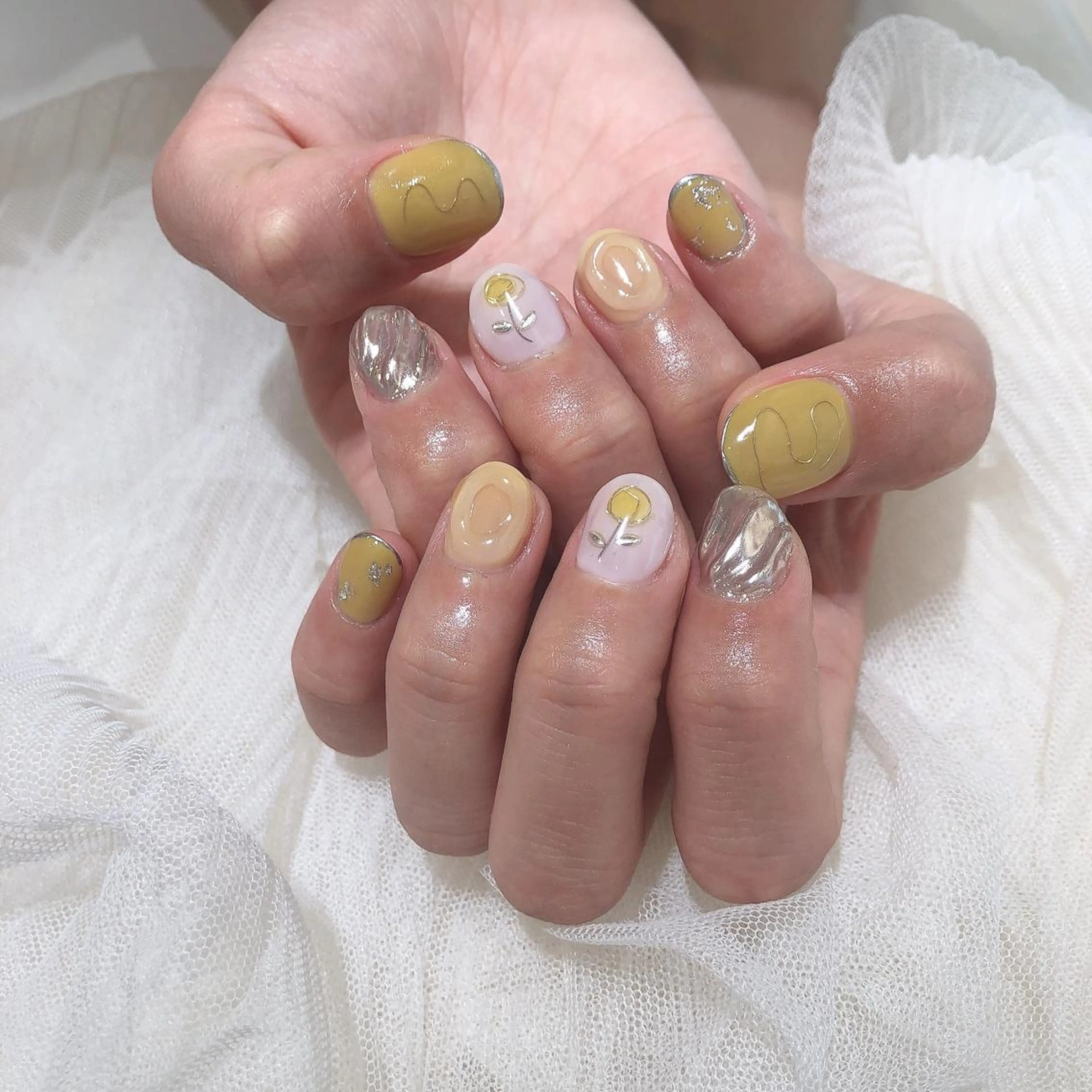 ネイル classic 新横浜所属・山田 暉のネイルデザイン