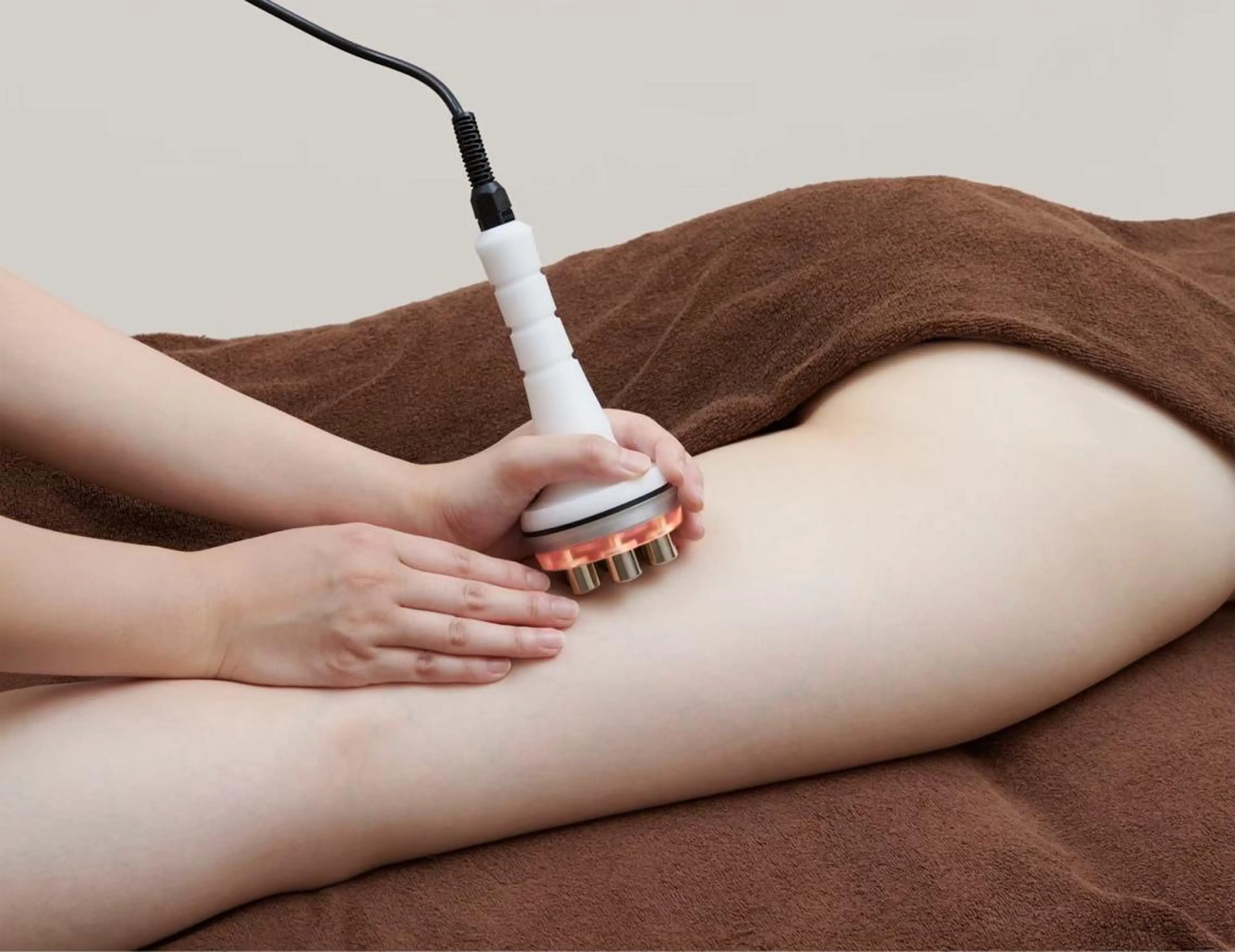 【夏限定🏄‍♀️🌊】🌼下半身徹底ケア🌼温め✖️ほぐしでサイズダウン‼️‼️の写真