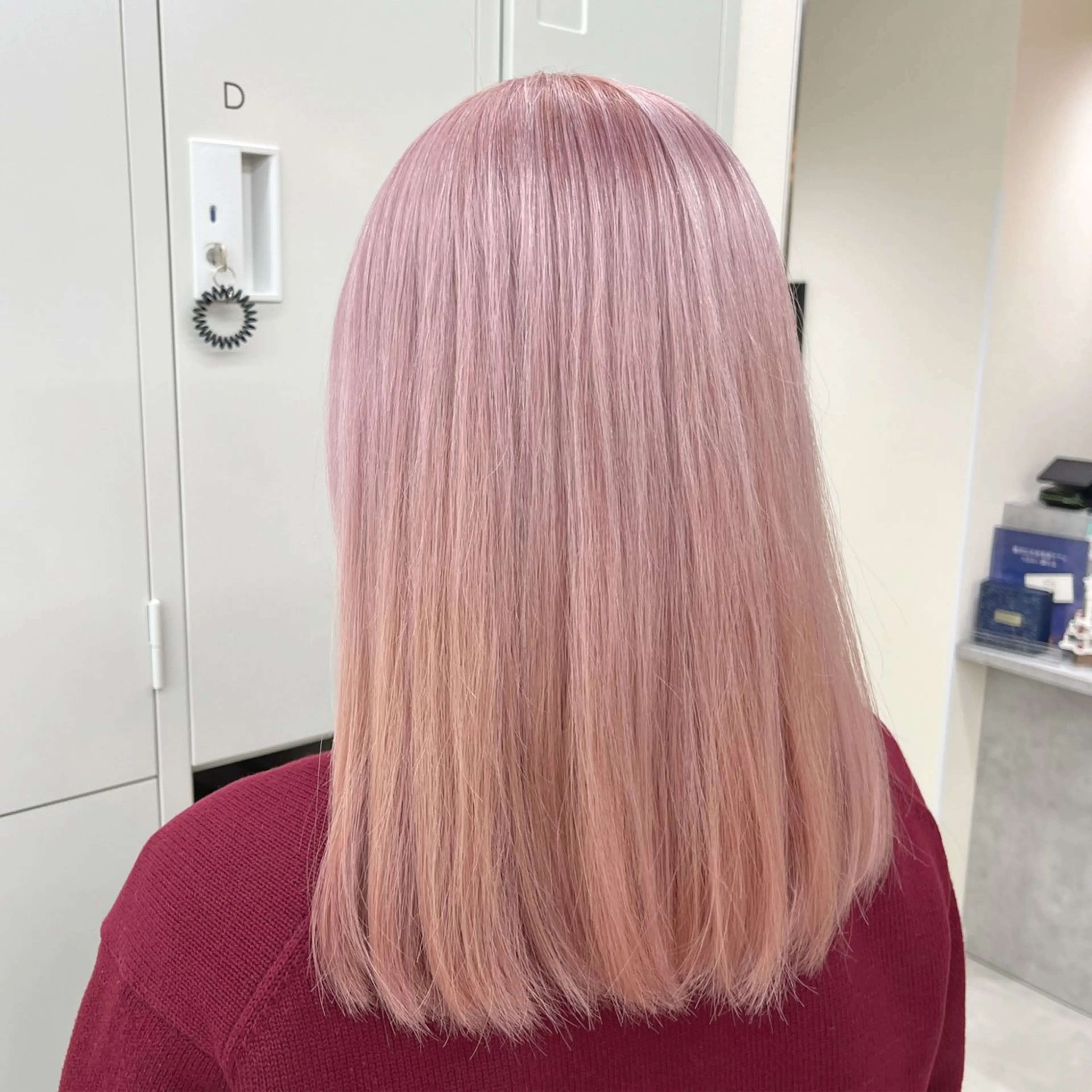 セミロング ユイナ 🕊NaVI ベージュ/透明感のヘアスタイル