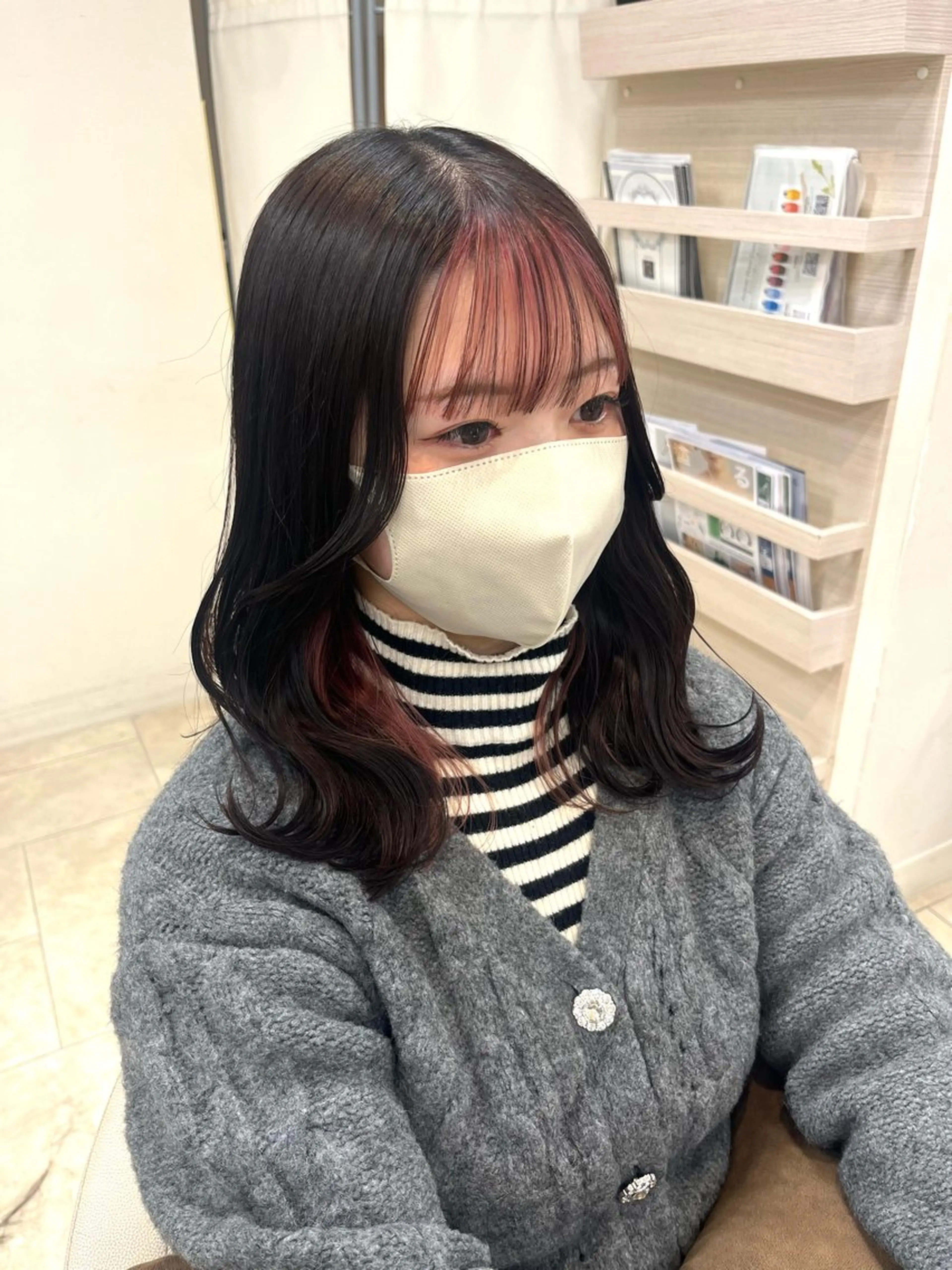 セミロング カラー ヘアカラー トリートメント 暖色専門美容師🎀 お客様満足度◎のヘアスタイル